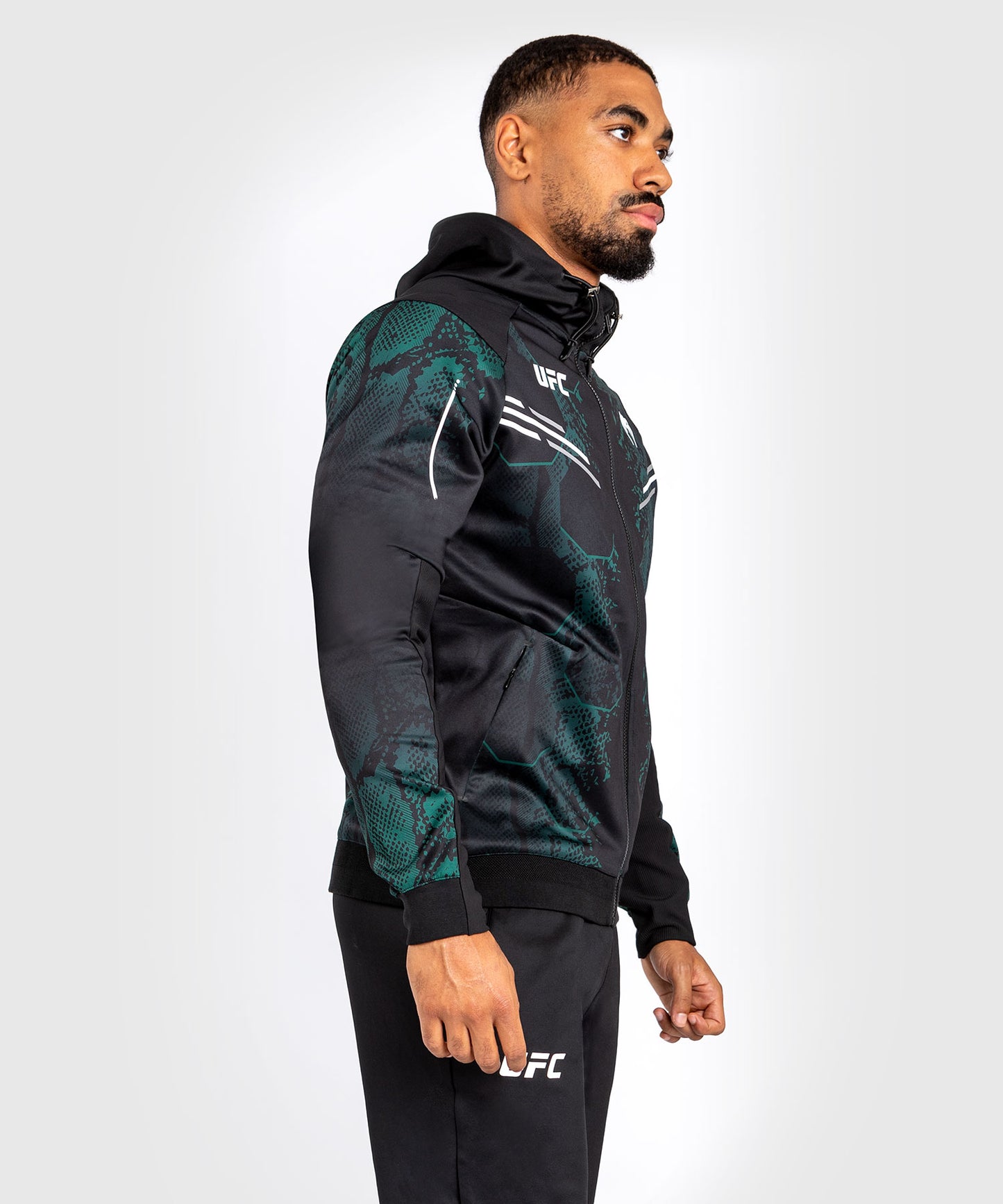 UFC Adrenaline by Venum Authentic Fight Night Walkout Hoodie für Männer - Emerald Edition - Grün/Schwarz