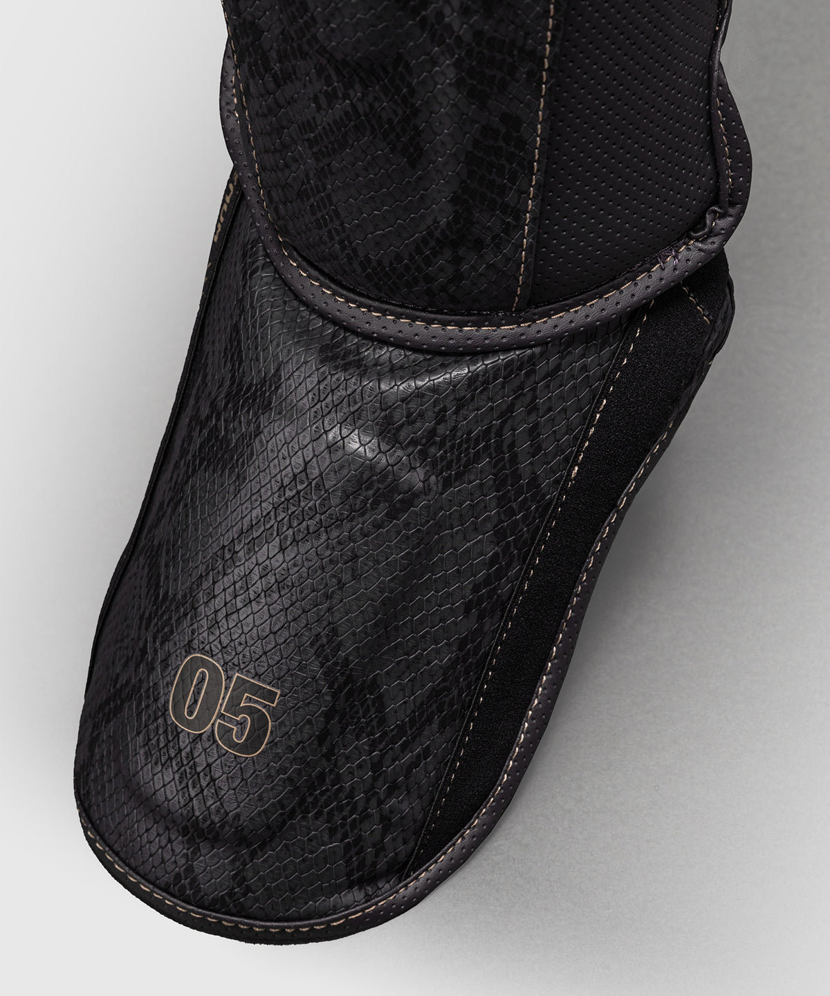 Venum Impact Evo Scales Espinilleras – Gris Oscuro