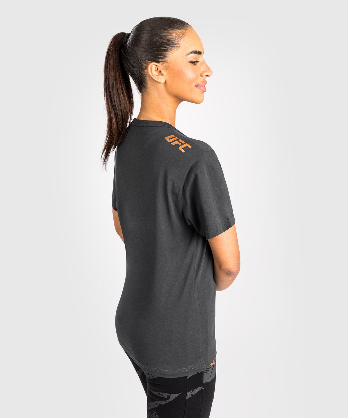 UFC Adrenaline by Venum Fight Week Frauen Kurzarm-Baumwoll-T-Shirt - Charcoal Grey