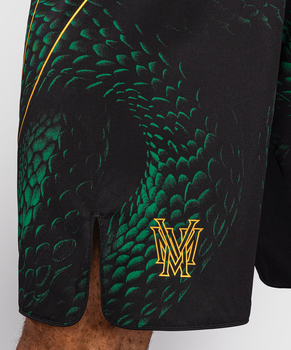 Venum Matupa Pantaloncini da Combattimento - Nero/Verde/Oro