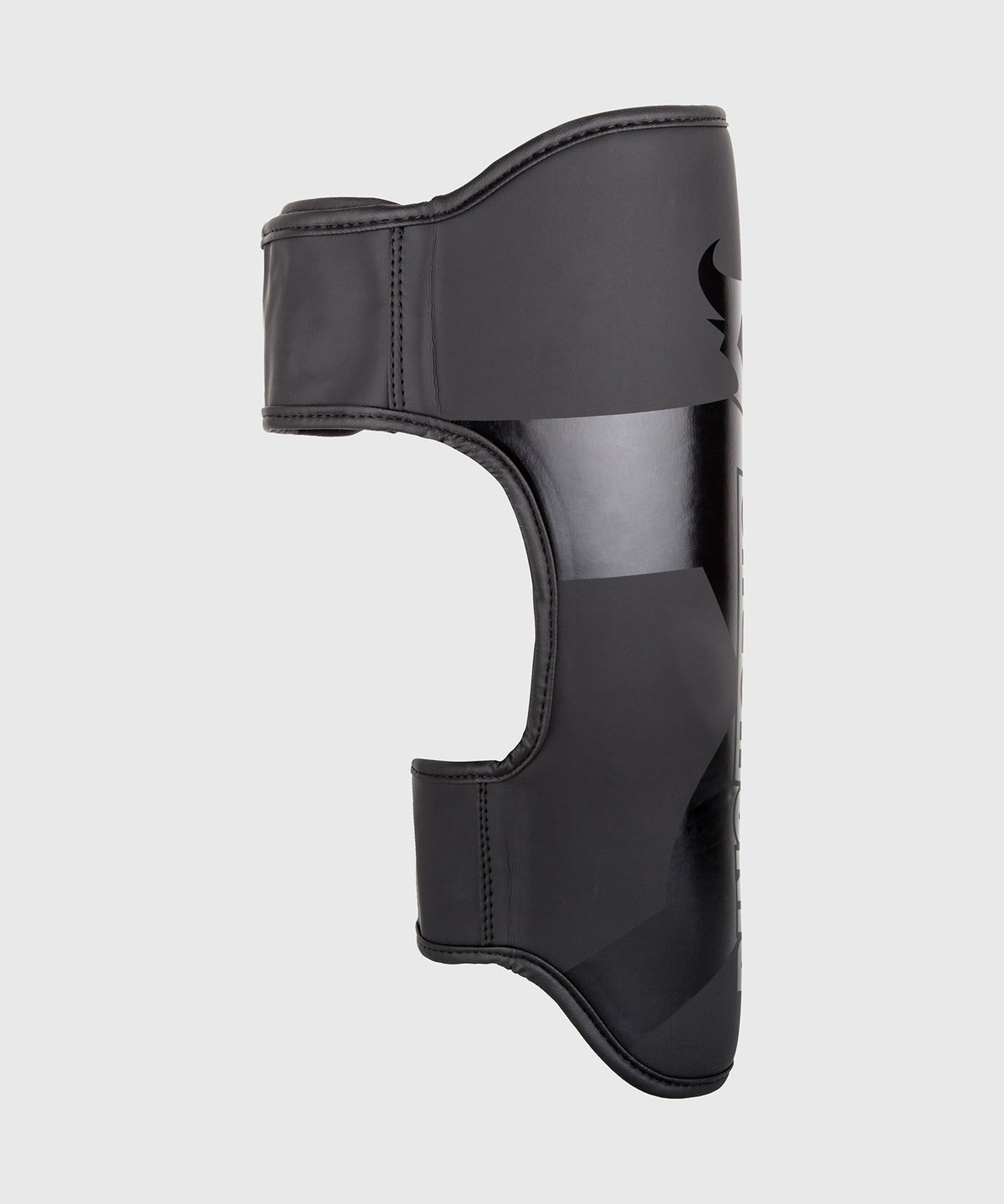 Ringhorns Charger by Venum Shin Guards – Nero/Nero