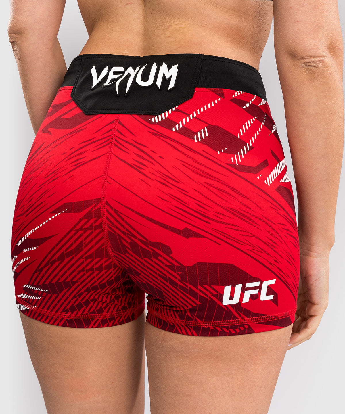 UFC Fusion by Venum Authentic Fight Night Damen Vale Tudo Short - Short Fit - Rot