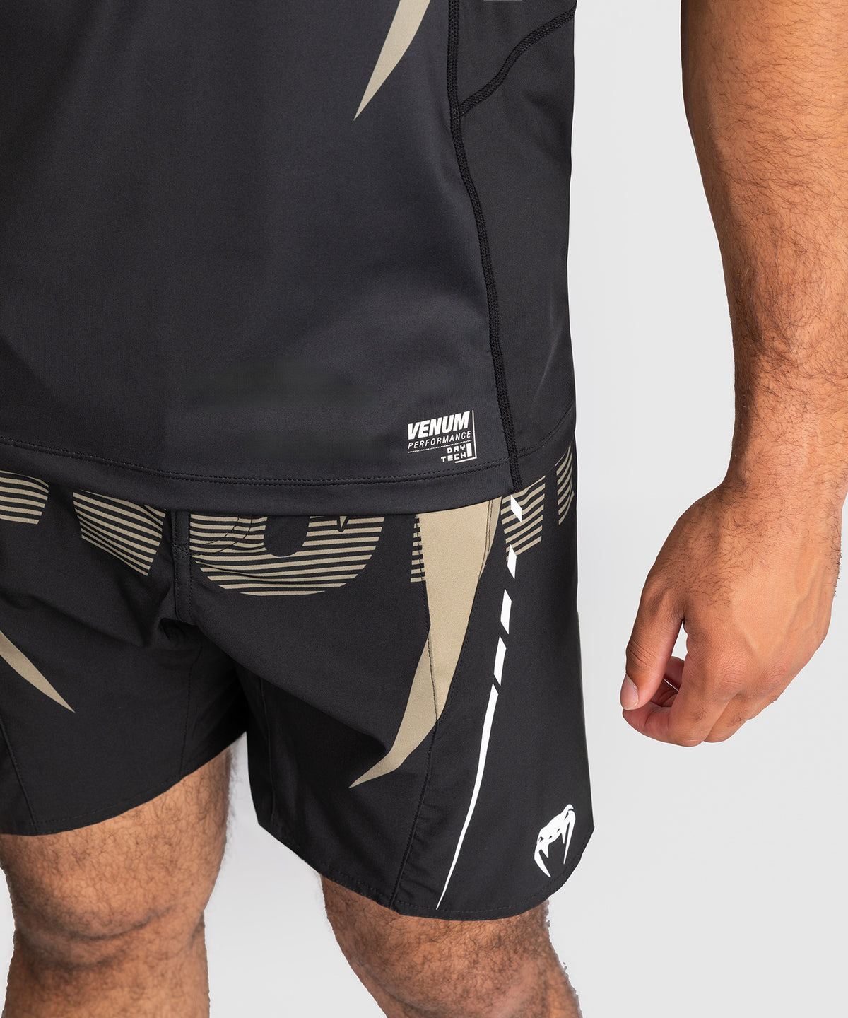 Venum Adrenaline Dry Tech Camiseta Técnica – Negro/Arena
