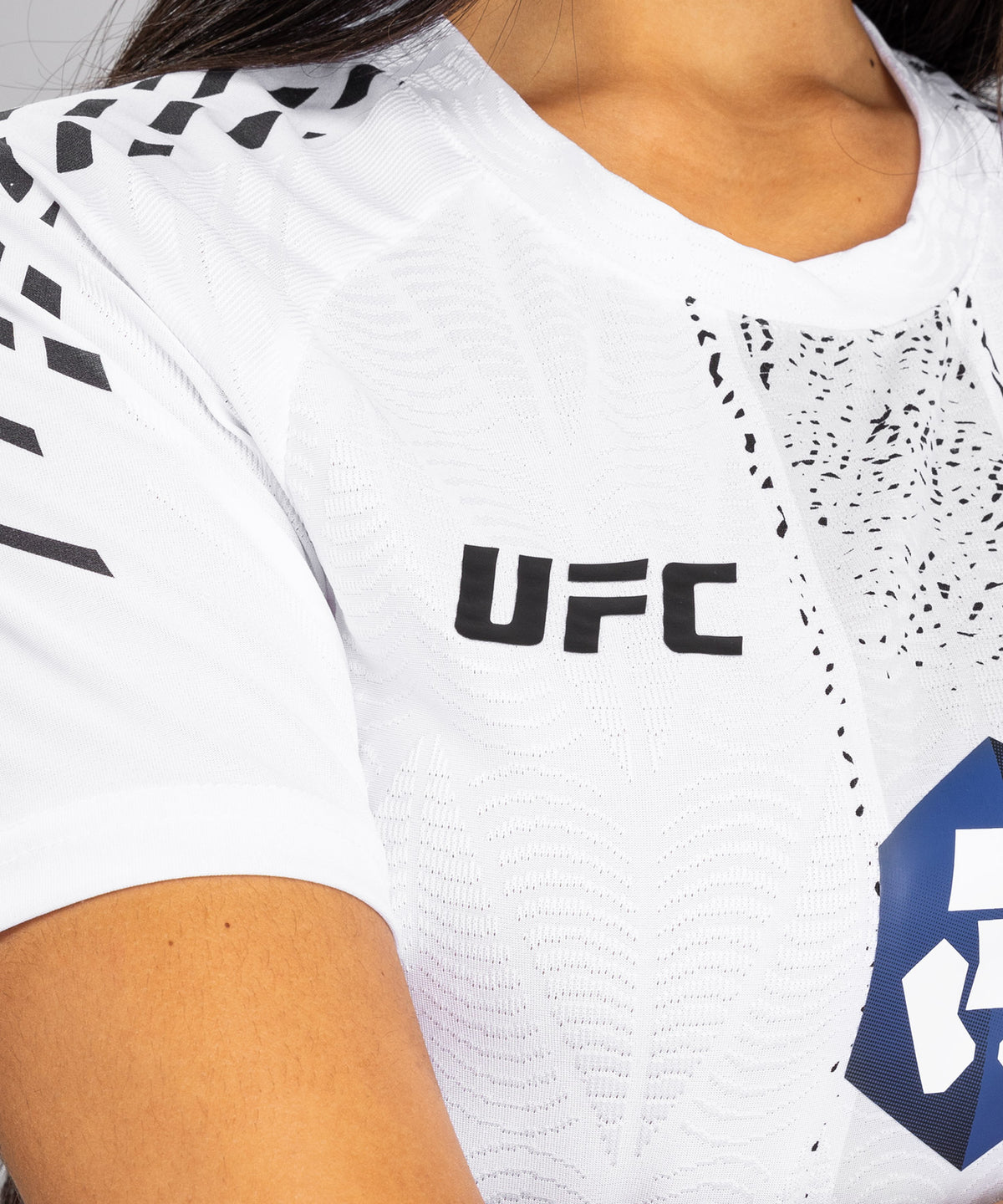 Maillot Officiel Walkout Femme UFC Zenith by Venum Authentic Fight Night - Blanc