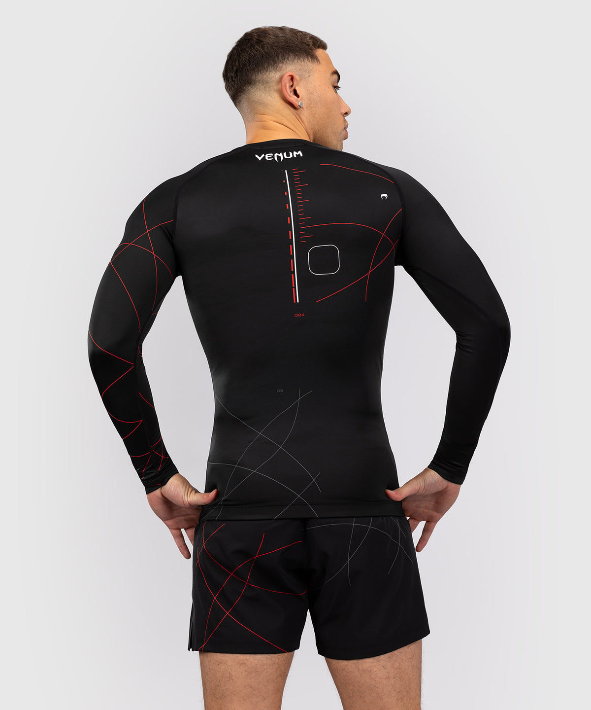 Venum Tactical XT Lycra de manga larga para hombre - Negro/Rojo fuego