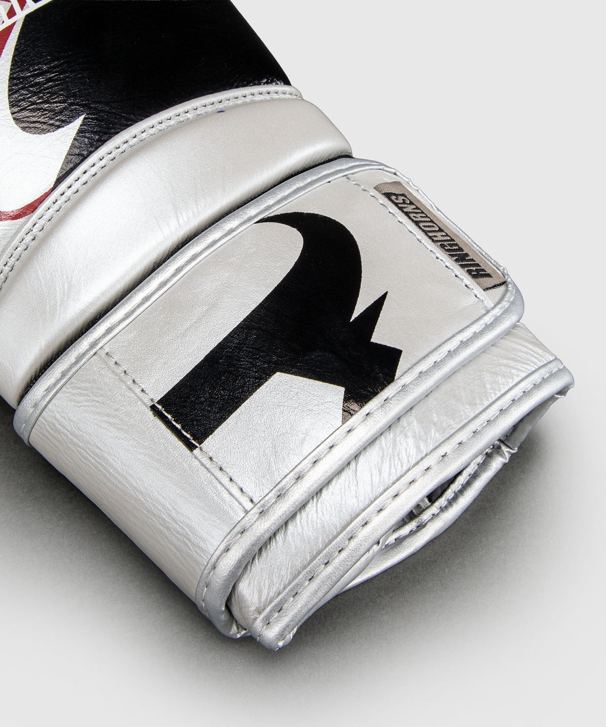 Gants de boxe Ringhorns Charger by Venum – Argent/Noir
