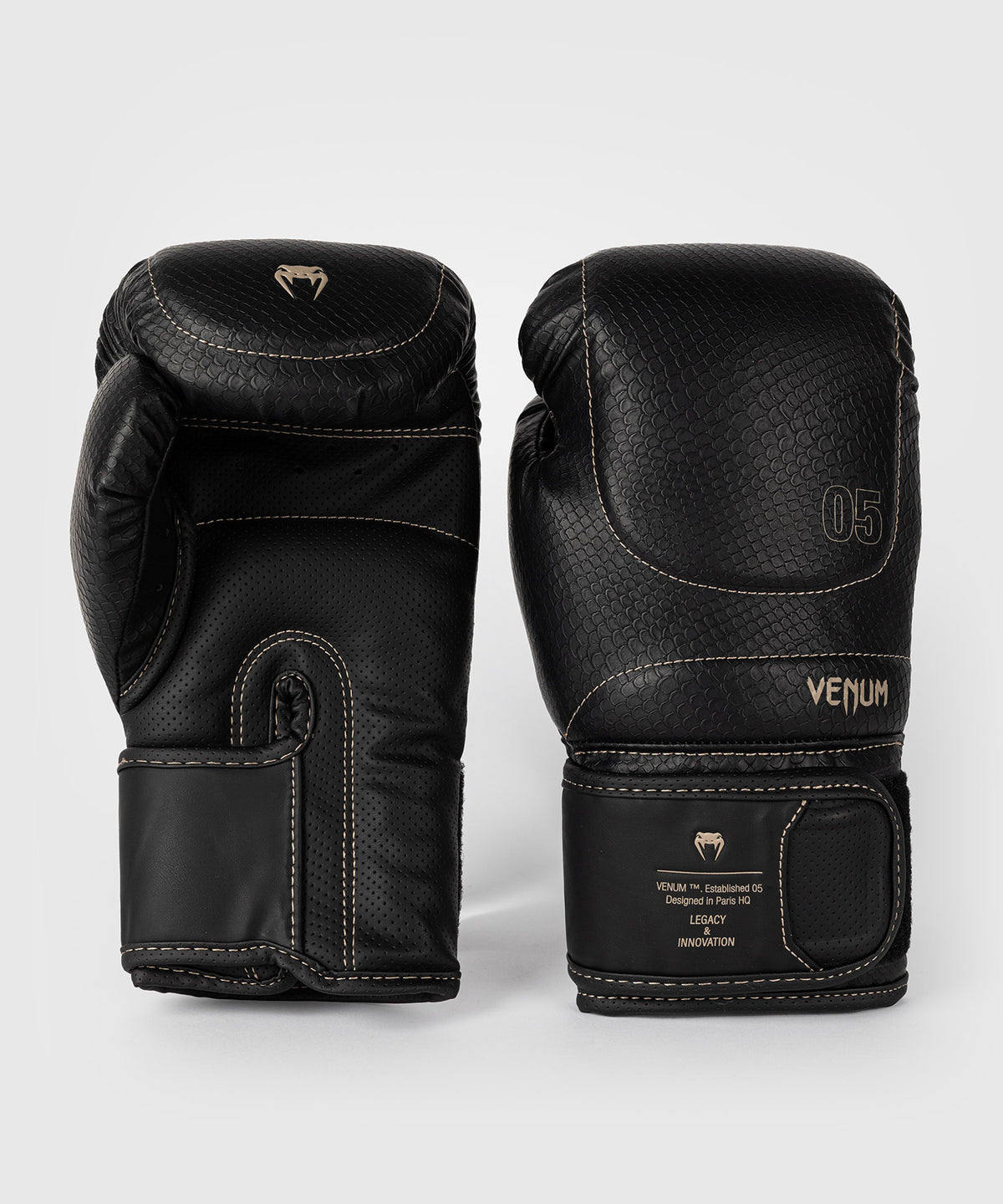 Venum Impact Evo Scales Guanti da boxe – Nero