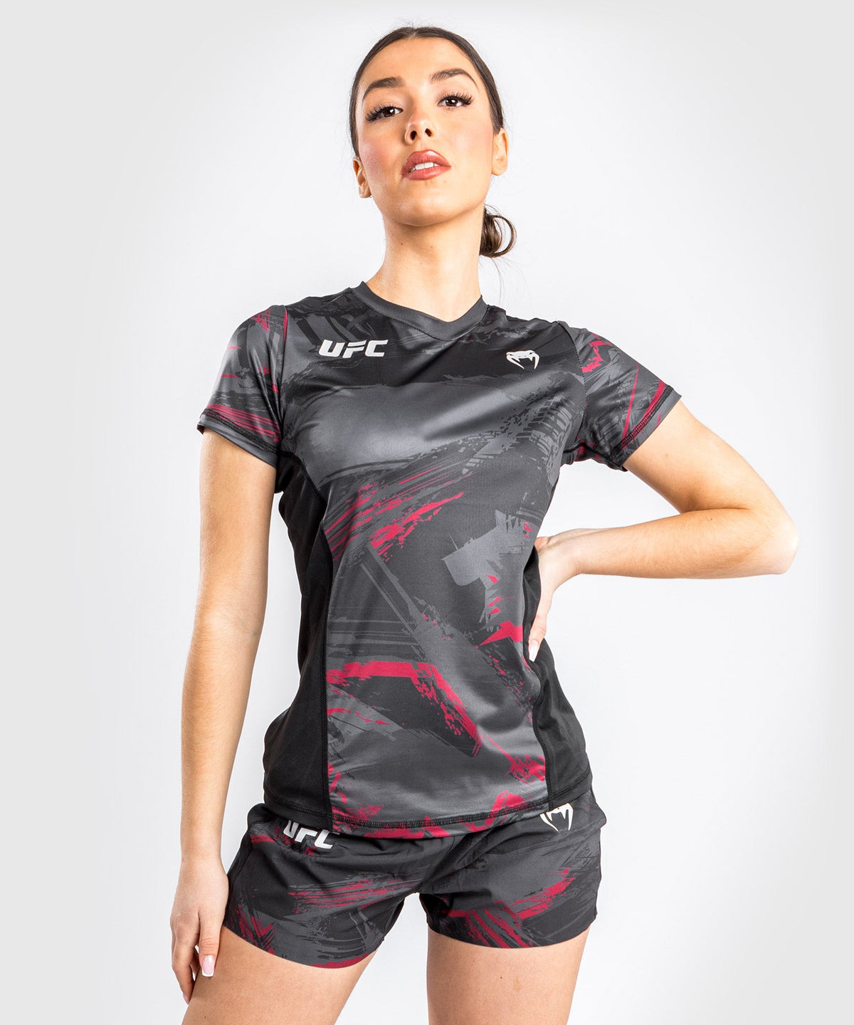 T-Shirt Dry Tech UFC Venum Authentic Fight Week 2.0 - Pour Femmes - Noir/Rouge