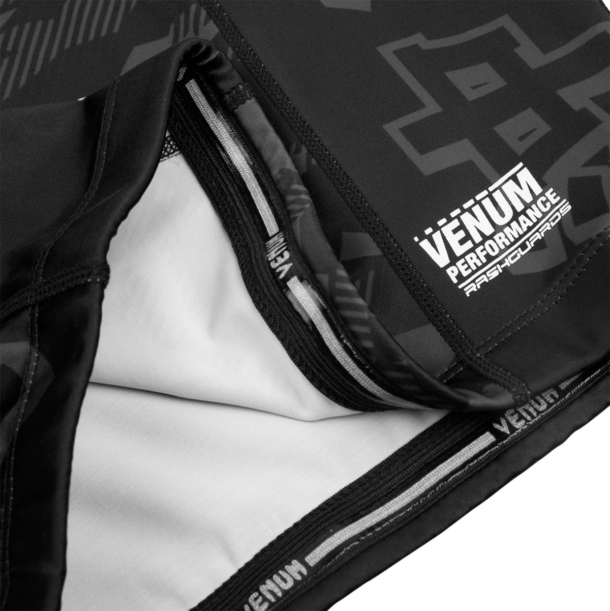Rashguard Venum Okinawa 2.0 - Manches longues - Noir/Blanc