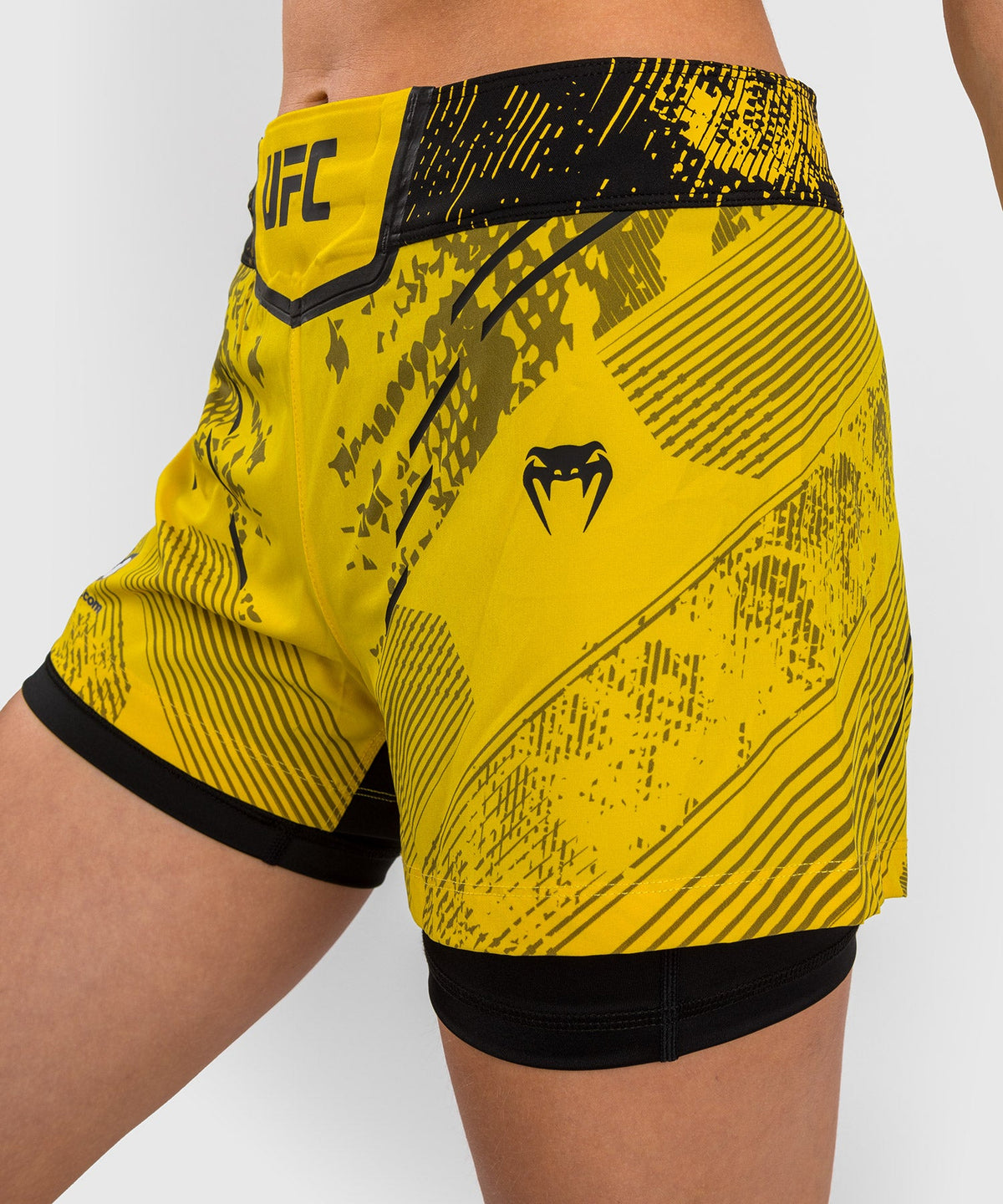 Short de Combat pour Femmes UFC Adrenaline by Venum Authentic Fight Night - Jaune