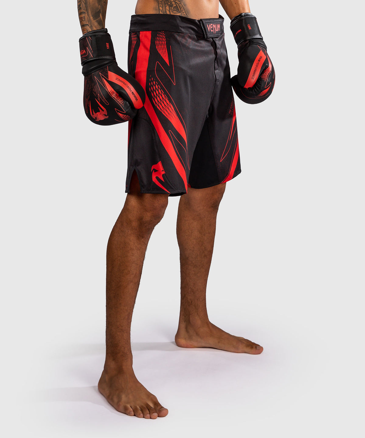 Venum Amazonia Reborn MMA-Shorts - Schwarz/Rot