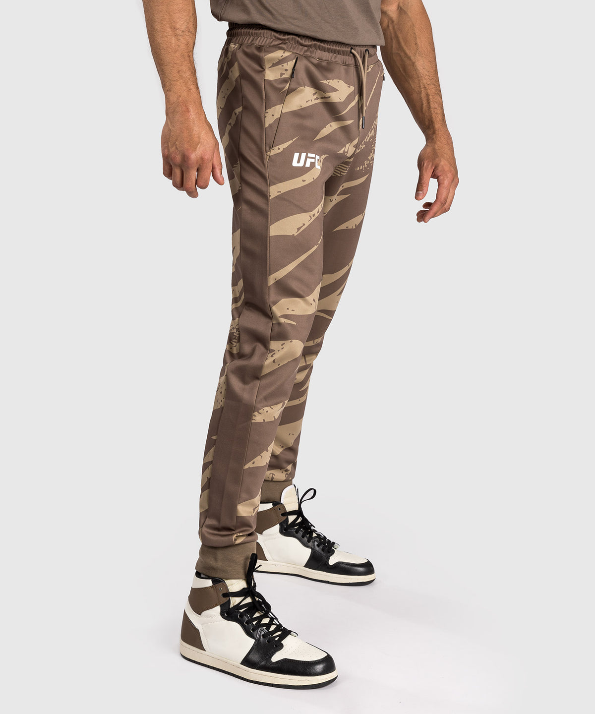 UFC Adrenaline by Venum Fight Week Herrenhose - Desert Camo