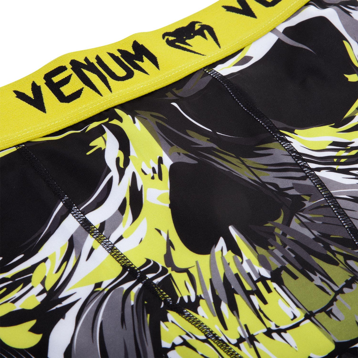 Vale tudo Shorts Venum Viking