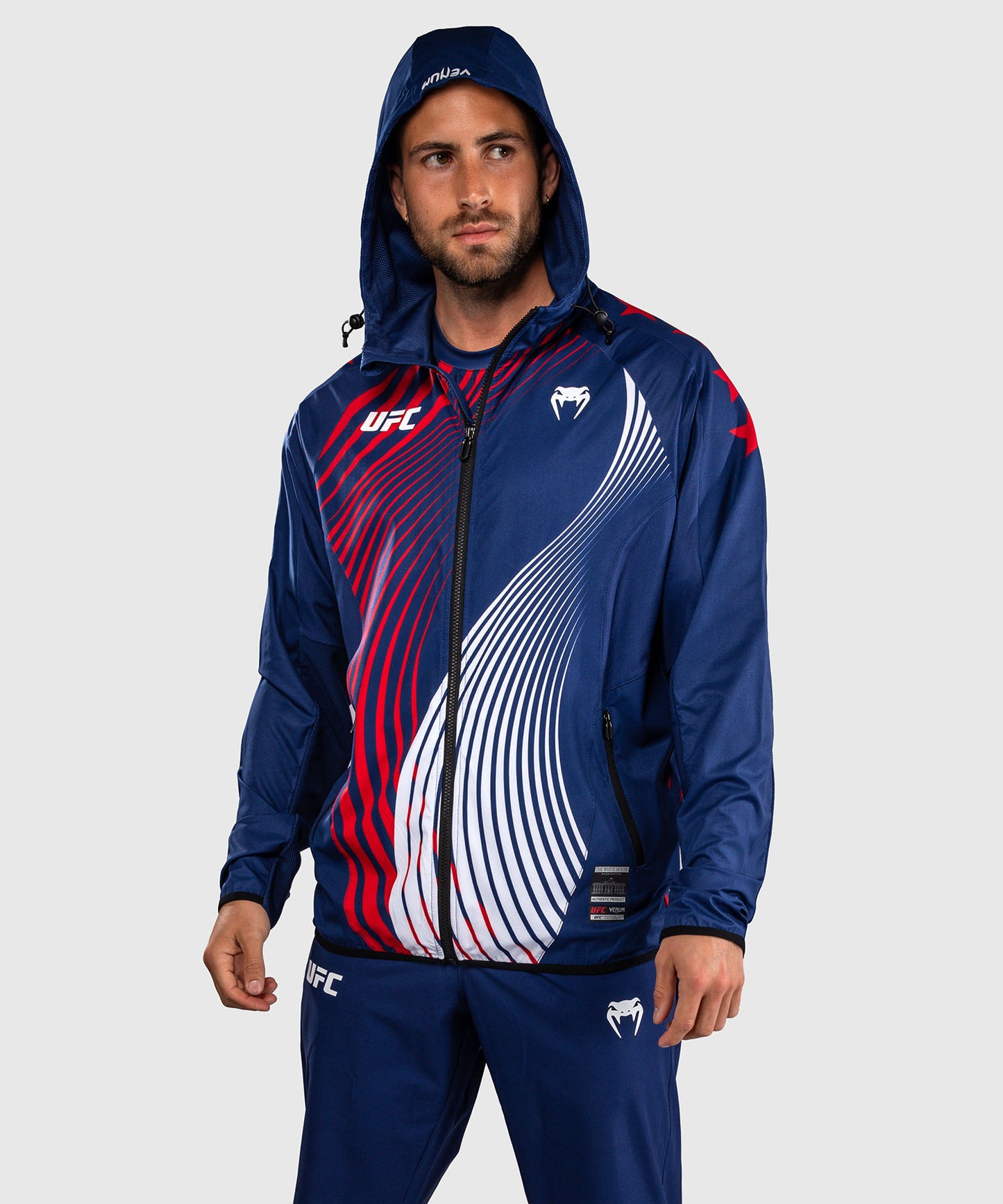 Official UFC Freedom 250 by Venum Authentic Fight Night Sweat à capuche Walkout pour homme - Bleu
