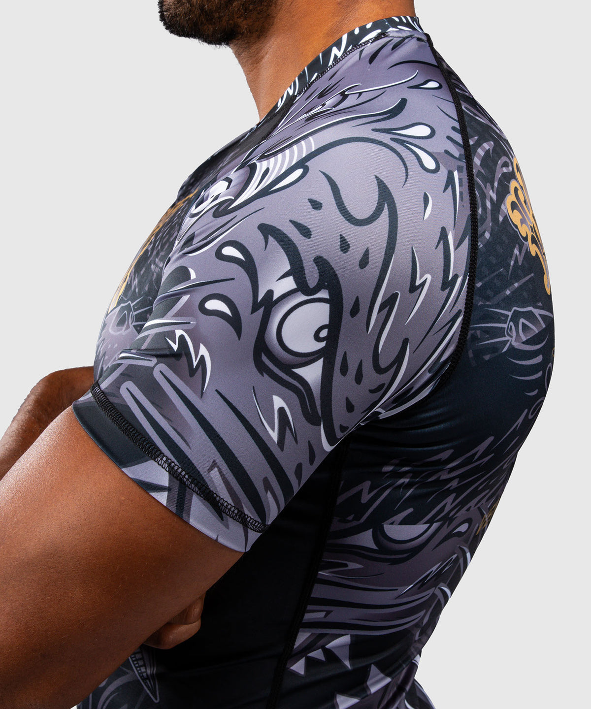 Rashguard à Manches Courtes Venum Wolf Atak – Noir/Gris