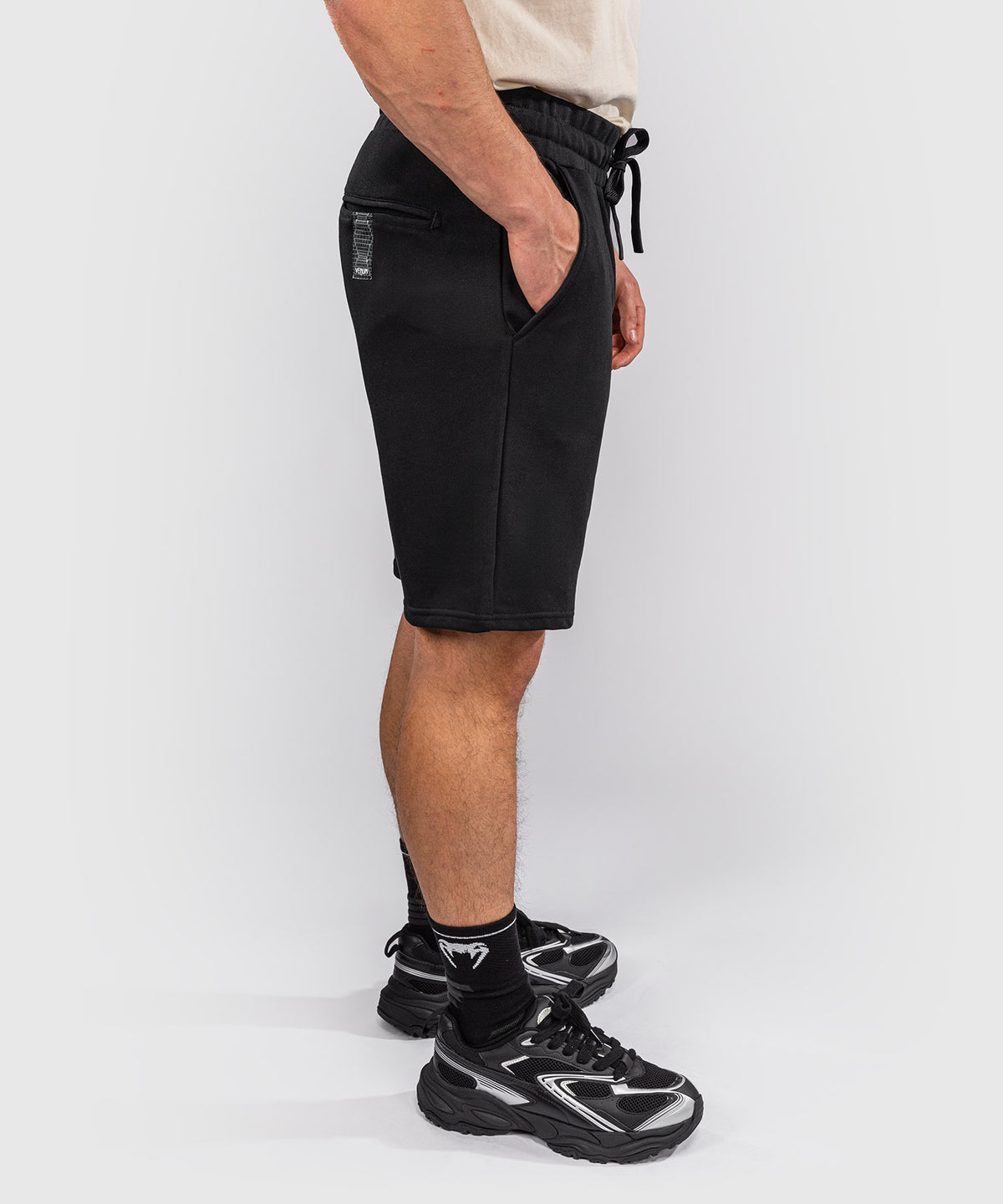 Venum Classic Fleece Shorts aus Baumwolle – Schwarz