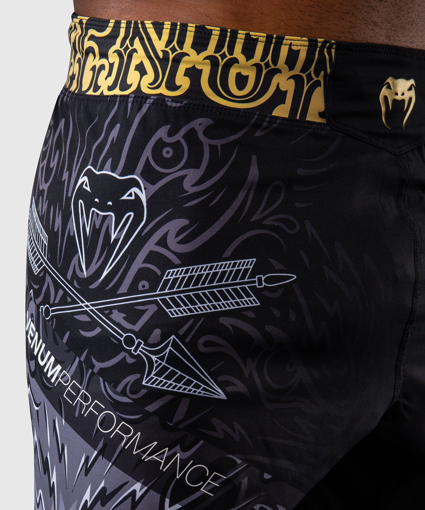 Venum Wolf Atak Short de Combate – Negro/Gris