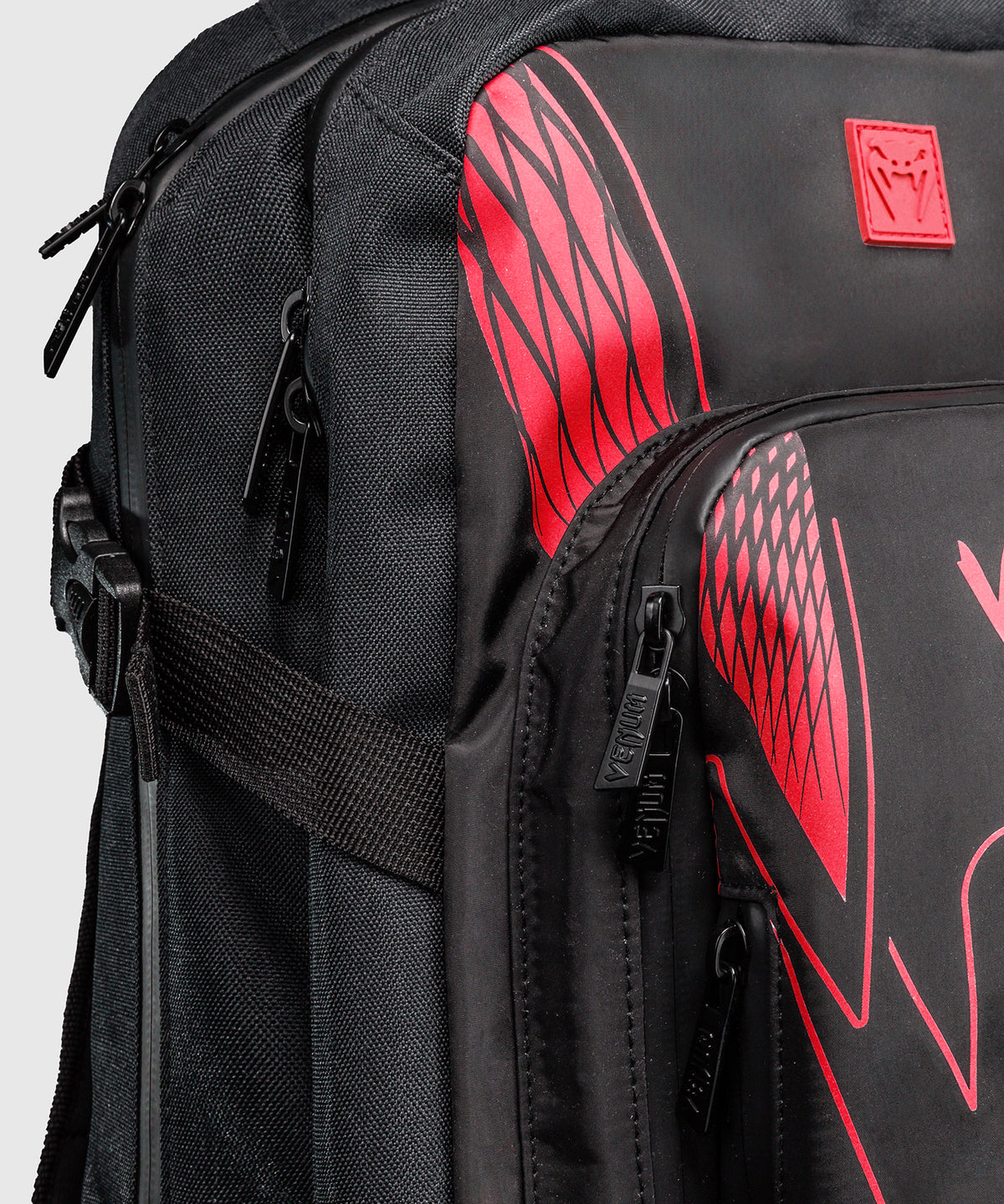 Venum Amazonia Reborn Mochila (15-25 L) - Negro/Rojo