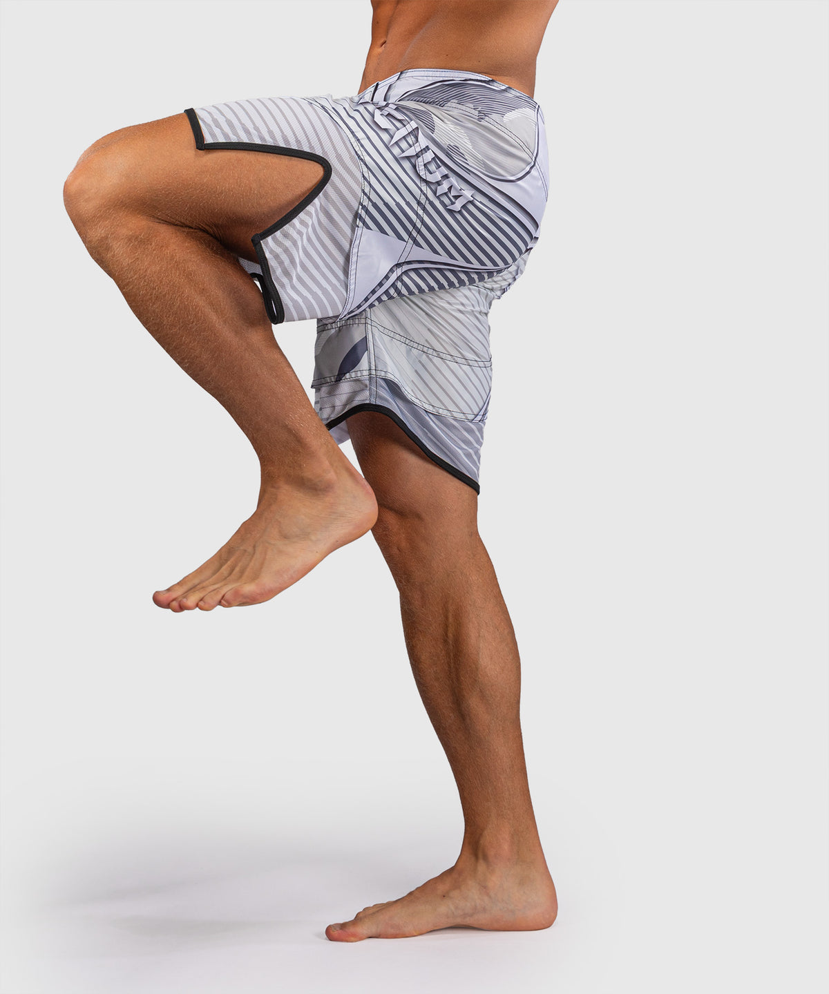 Short de Combat Venum Camo Hero - Blanc/Gris Clair