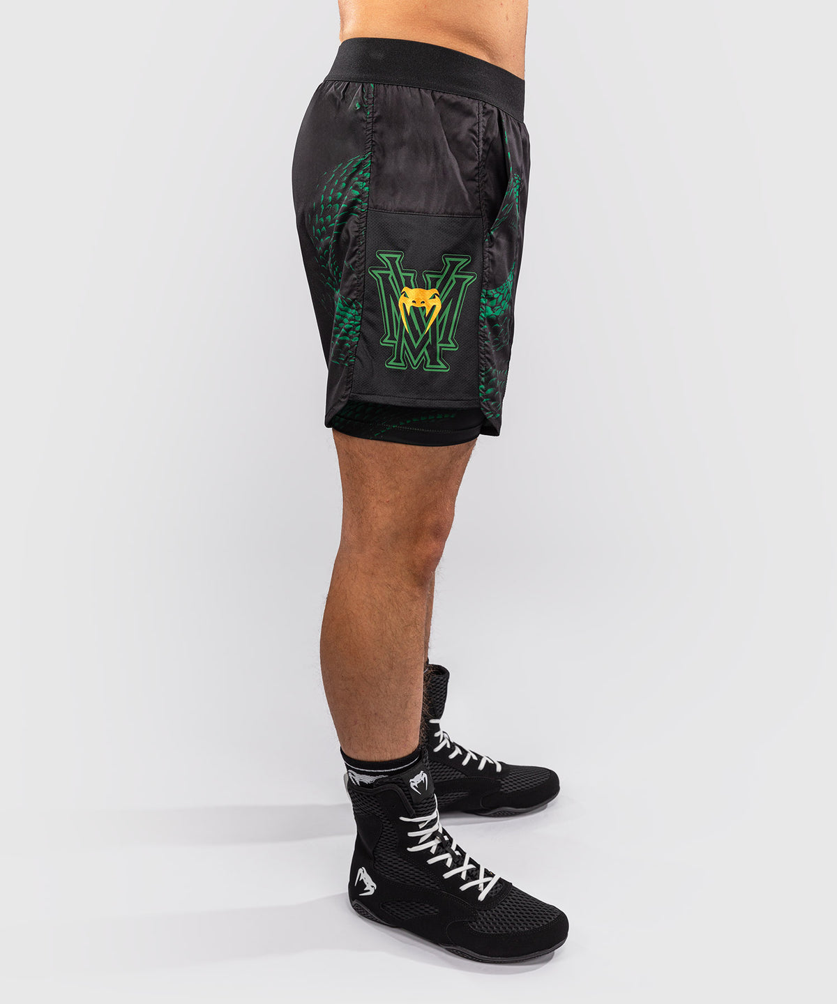 Venum Matupa Short de Entrenamiento - Negro/Verde/Oro