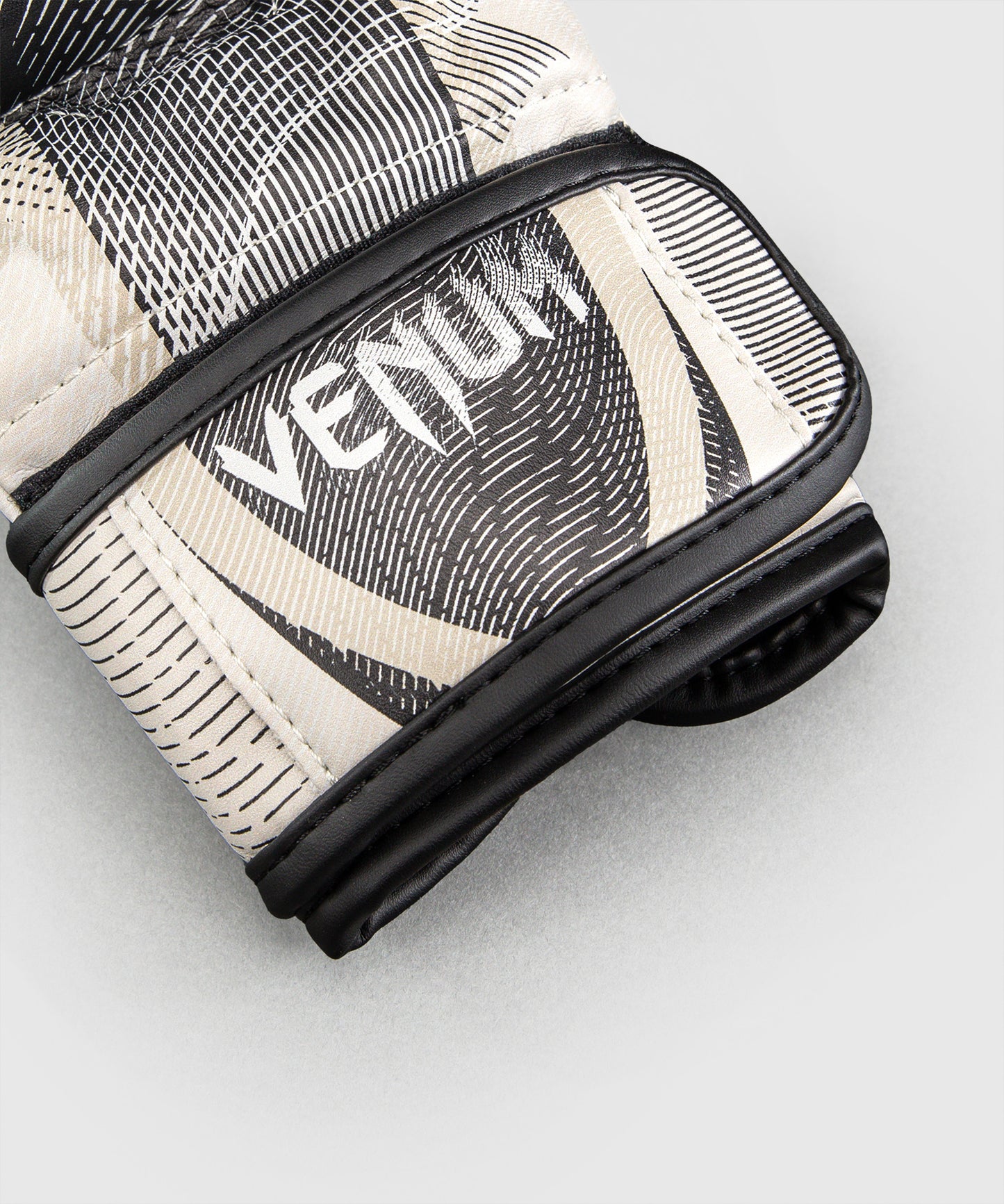 Venum Galactic 3.0 Sparringhandschuhe - Off-White/Schwarz