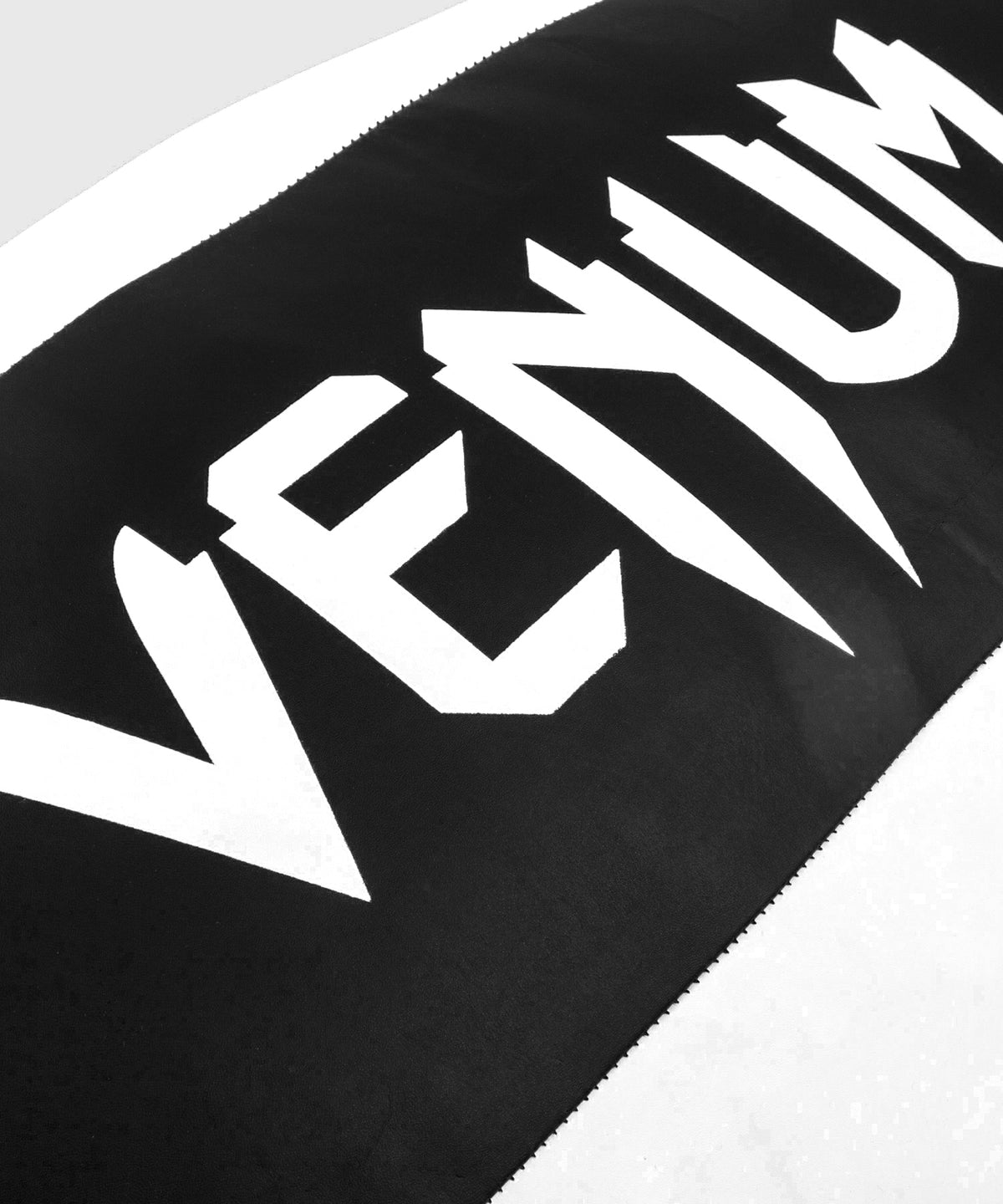 Venum Tear Drop Boxsack - Schwarz/Weiß