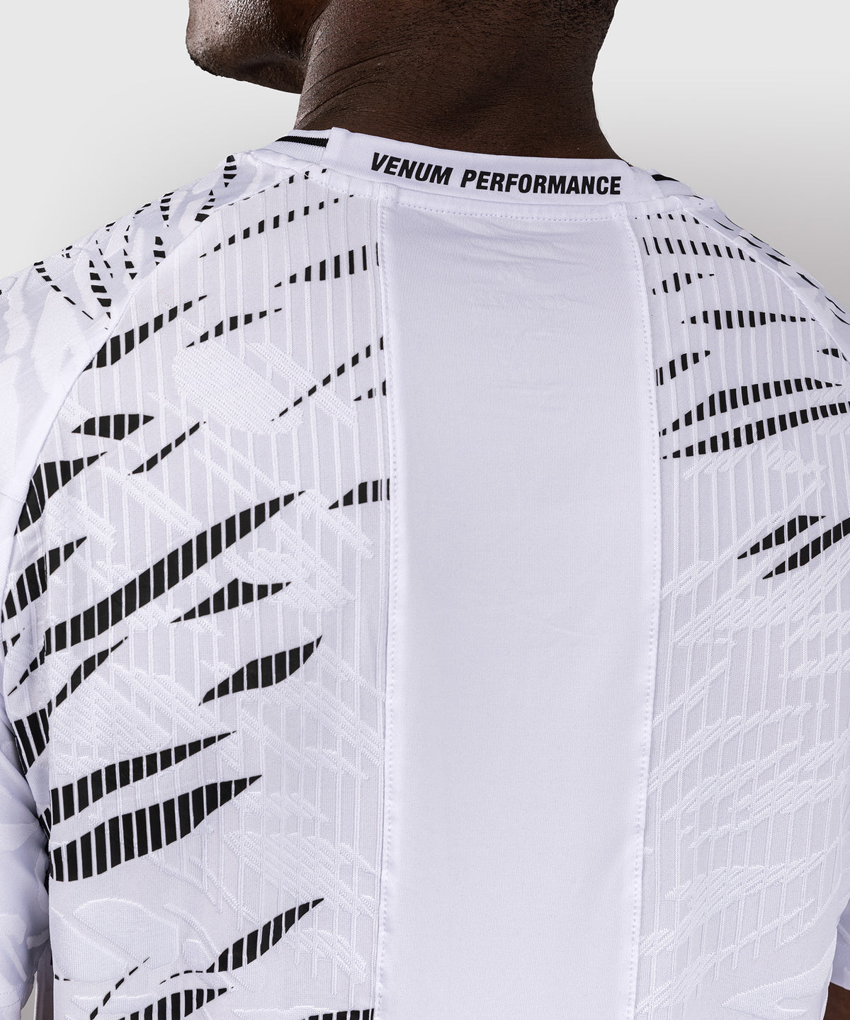 UFC Fusion by Venum Authentic Fight Night Maglietta Dry Tech per Uomo - Bianco