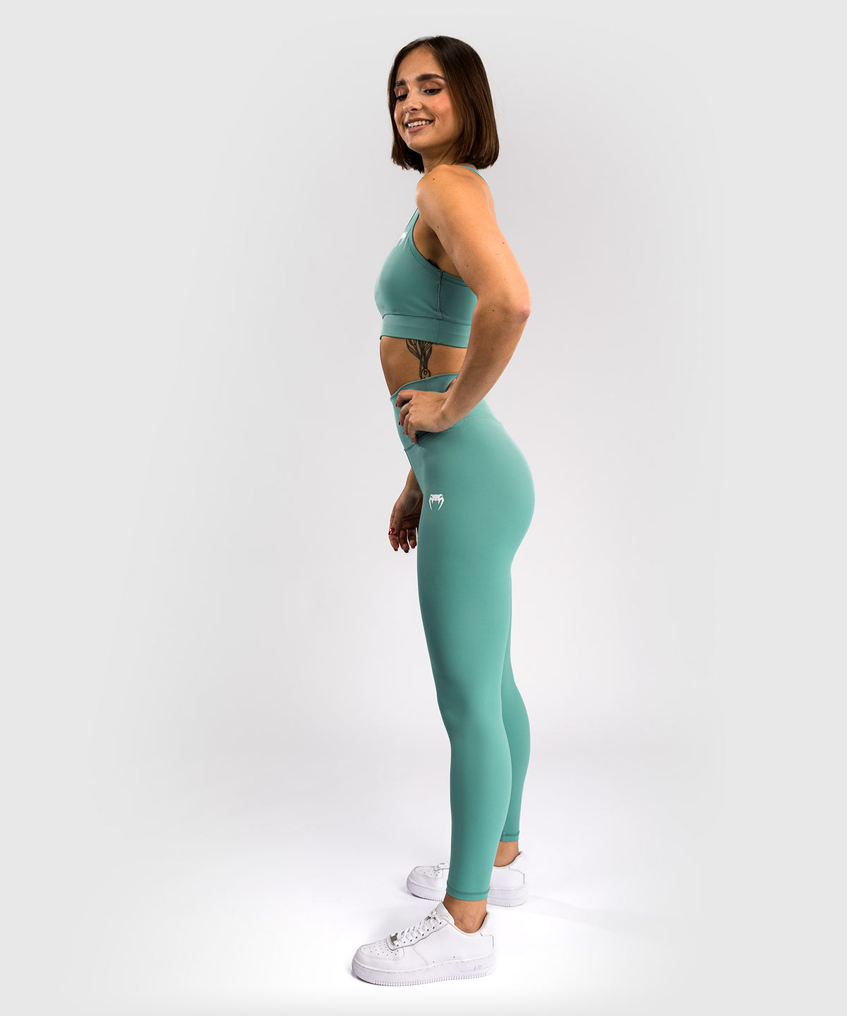 Venum Essential Medium Impact Damen Sport-Bh - Aqua Grün
