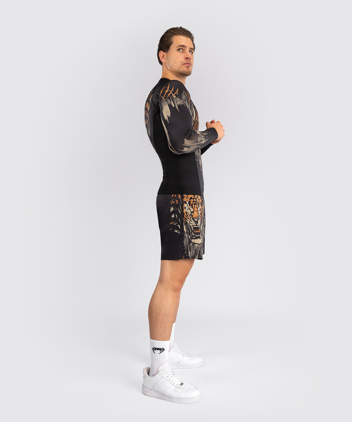 Venum Tiger Rashguard a Maniche Lunghe - Nero/Arancione Neon