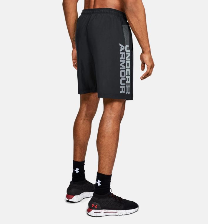 Under Armour Woven Graphic Wordmark Shorts – Negro