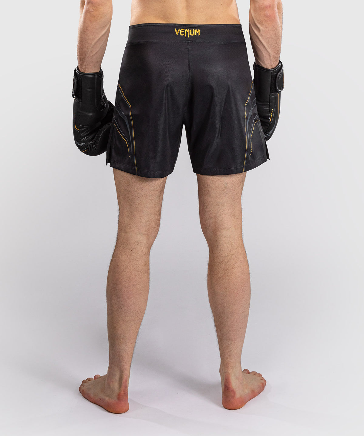 Venum Streamline Pantaloncini da Combattimento – Nero/Oro