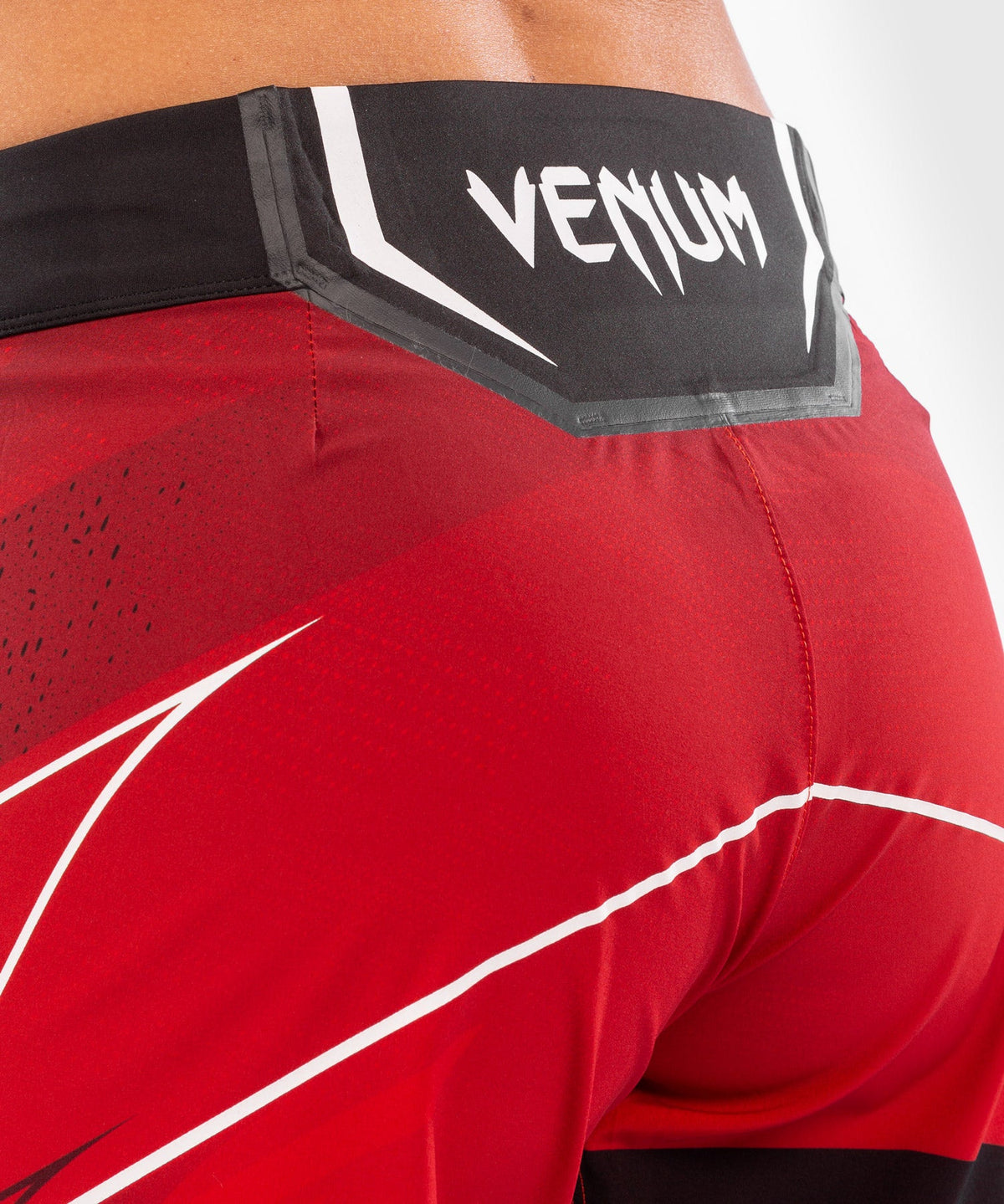 UFC Damen Fightshorts Venum Authentic Fight Night - Long Cut - Rot