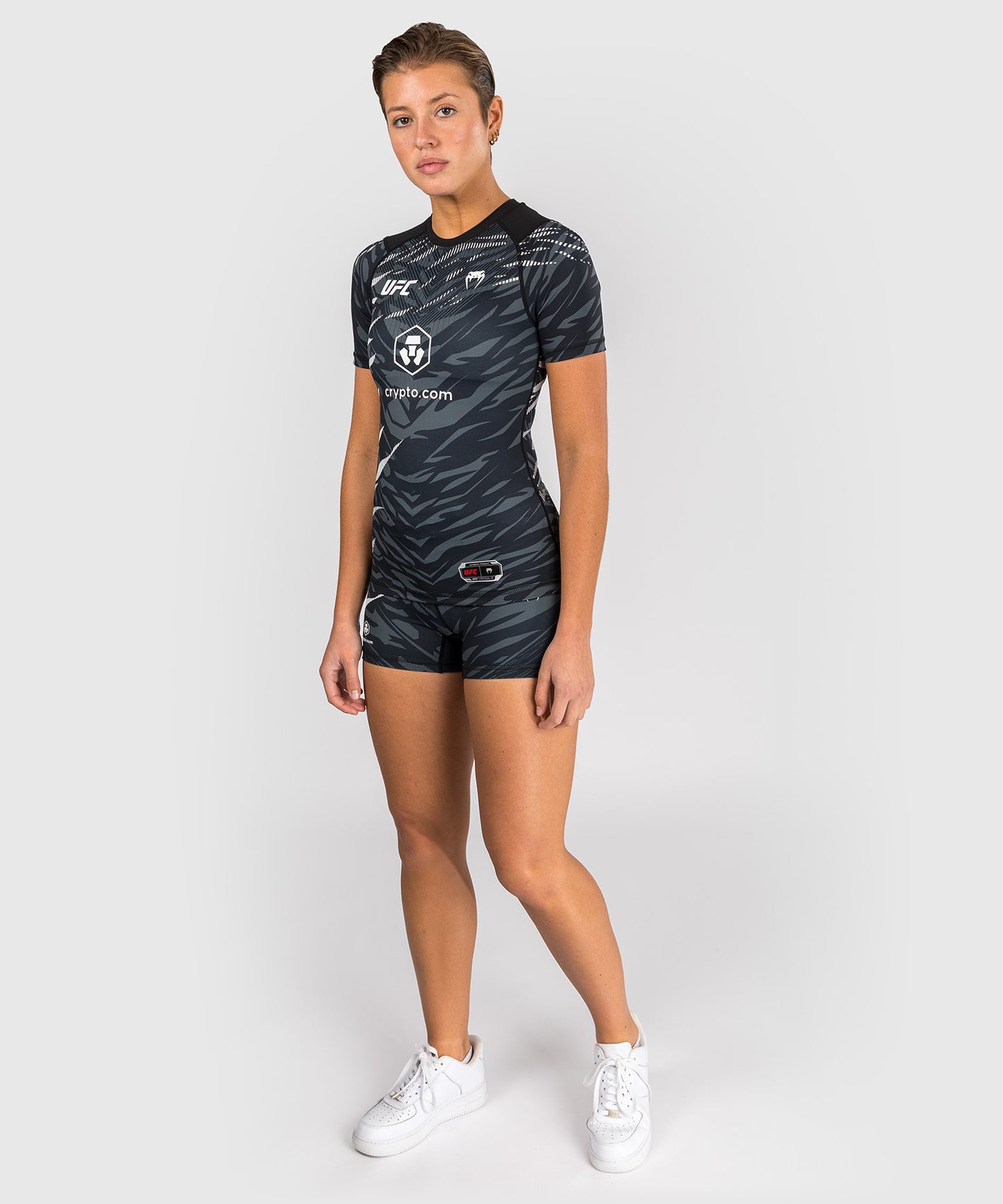 UFC Fusion by Venum Authentic Fight Night Rashguard de Manga Corta de Rendimiento para Mujer - Negro