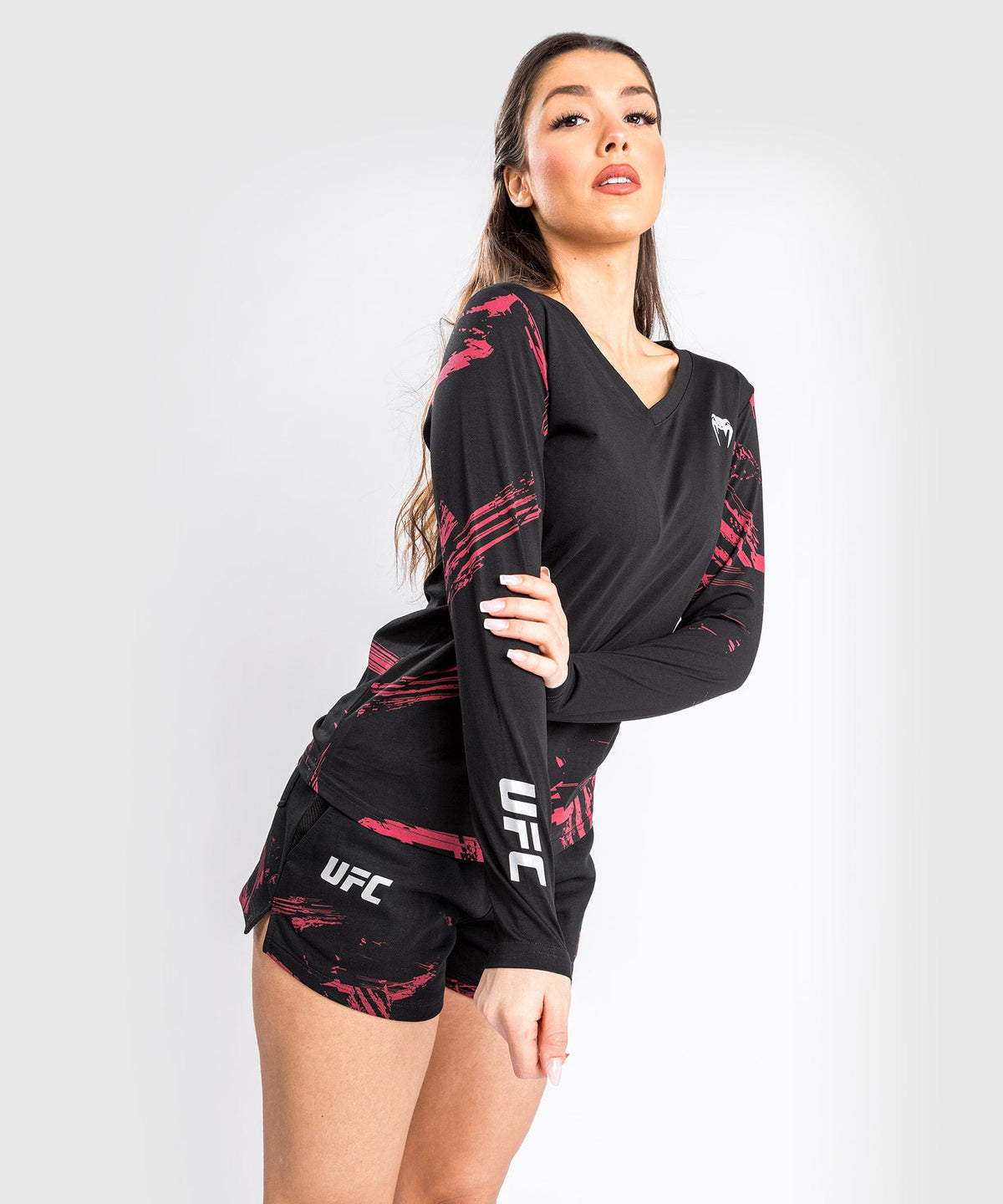 T-Shirt UFC Venum Authentic Fight Week 2.0 - Pour Femmes - Manches Longues - Noir/Rouge