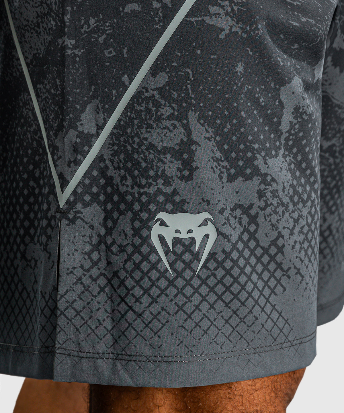 Venum x Batman Fightshorts - Grey