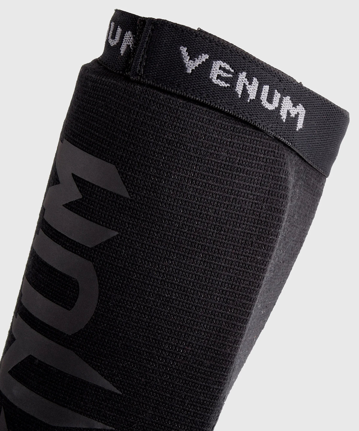 Venum Kontact Schienbeinschoner ohne Fuß – Schwarz/Schwarz