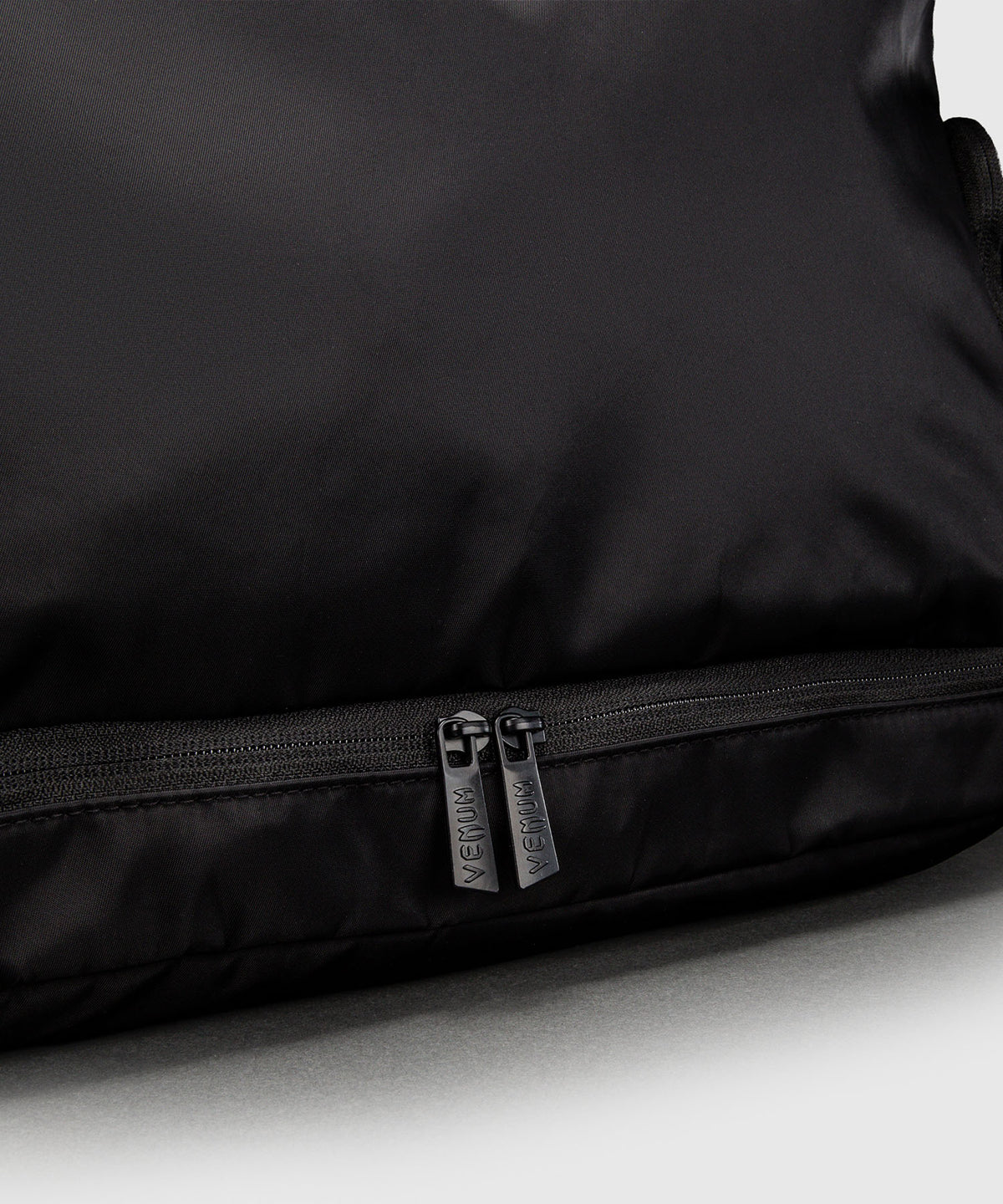 Venum Essential Sports Bags - Black