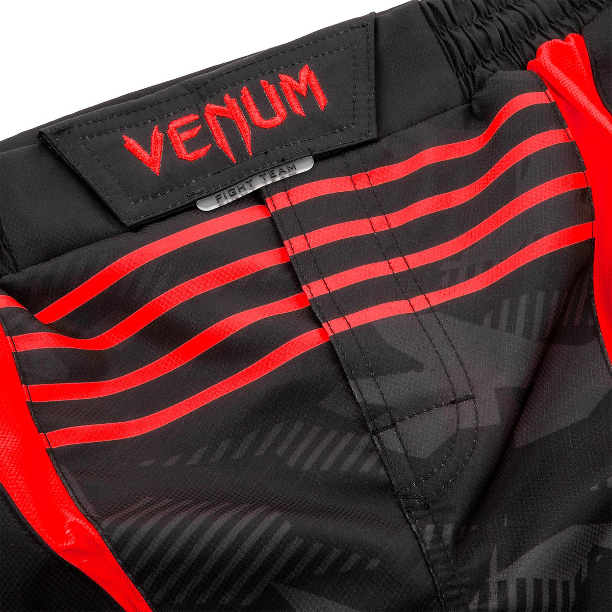 Pantaloncini da combattimento Venum Okinawa 2.0 - Nero/Rosso