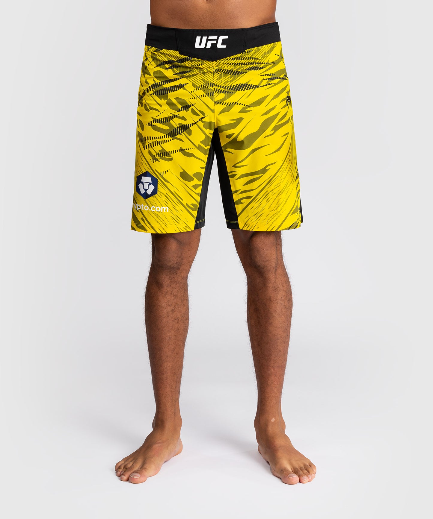 UFC Fusion by Venum Authentic Fight Night Shorts de Lucha para Hombre - Ajuste Largo - Amarillo