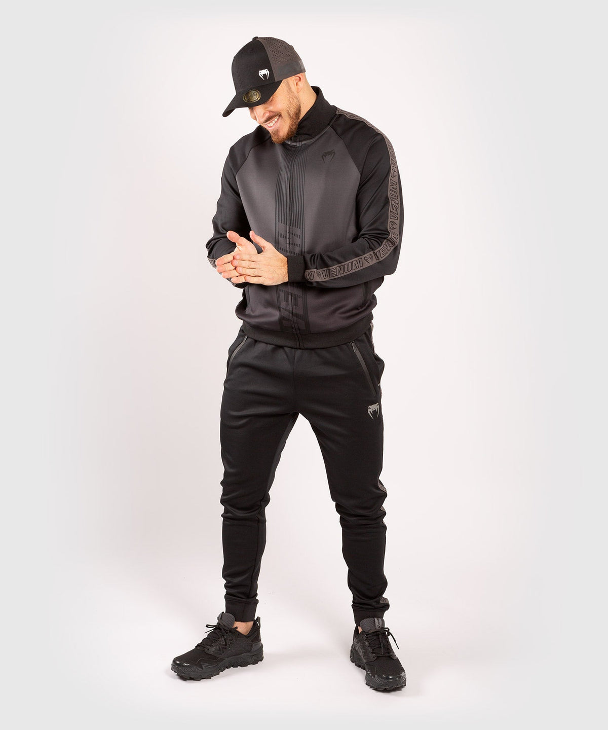 Pantalon de Jogging Venum Club 212 – Noir/Gris
