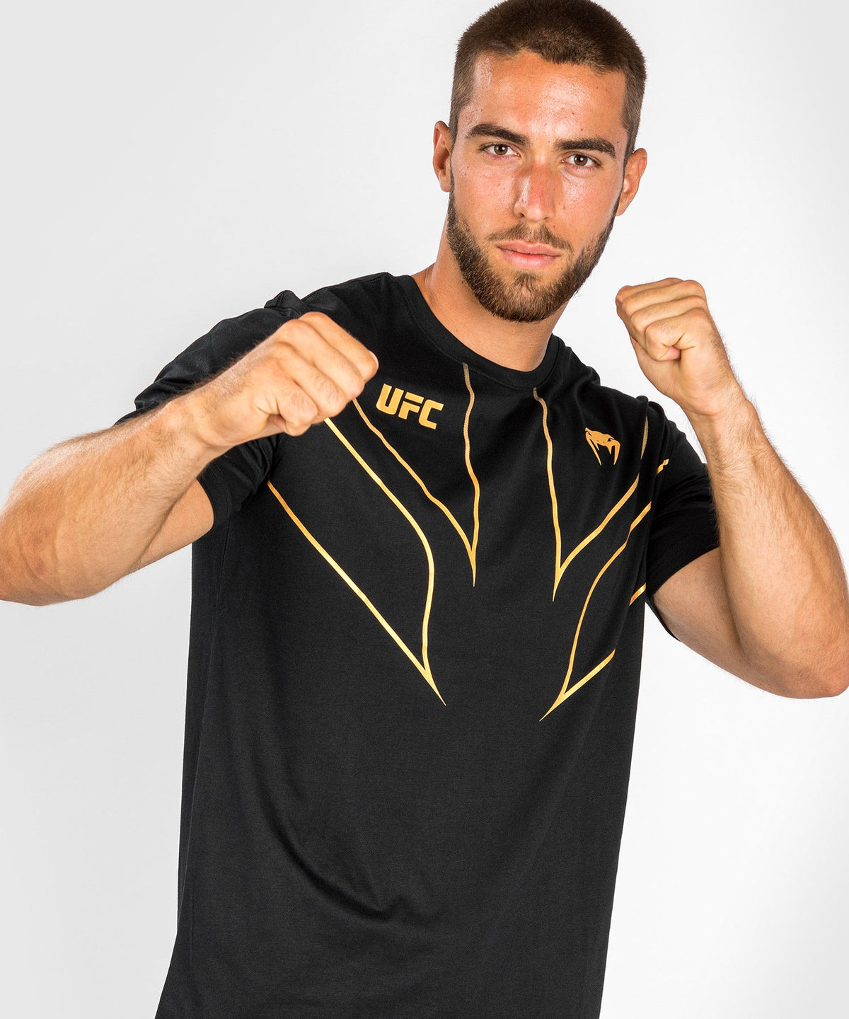 Venum Fight Night 2.0 Replica UFC Männer T-Shirt - - - - - - - - -. Champion