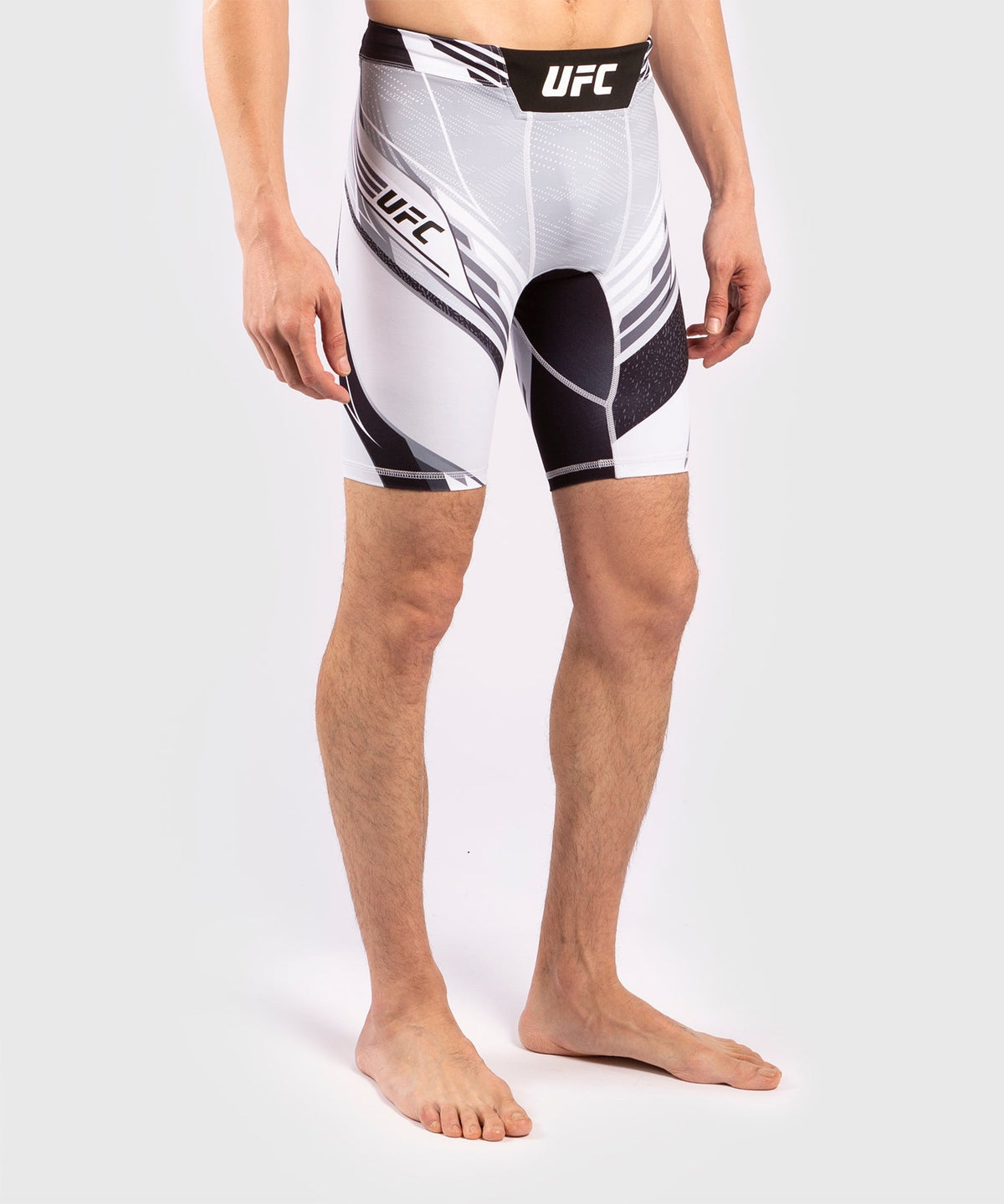 Venum Pro Line Herren UFC Kompressionsshorts - Weiß