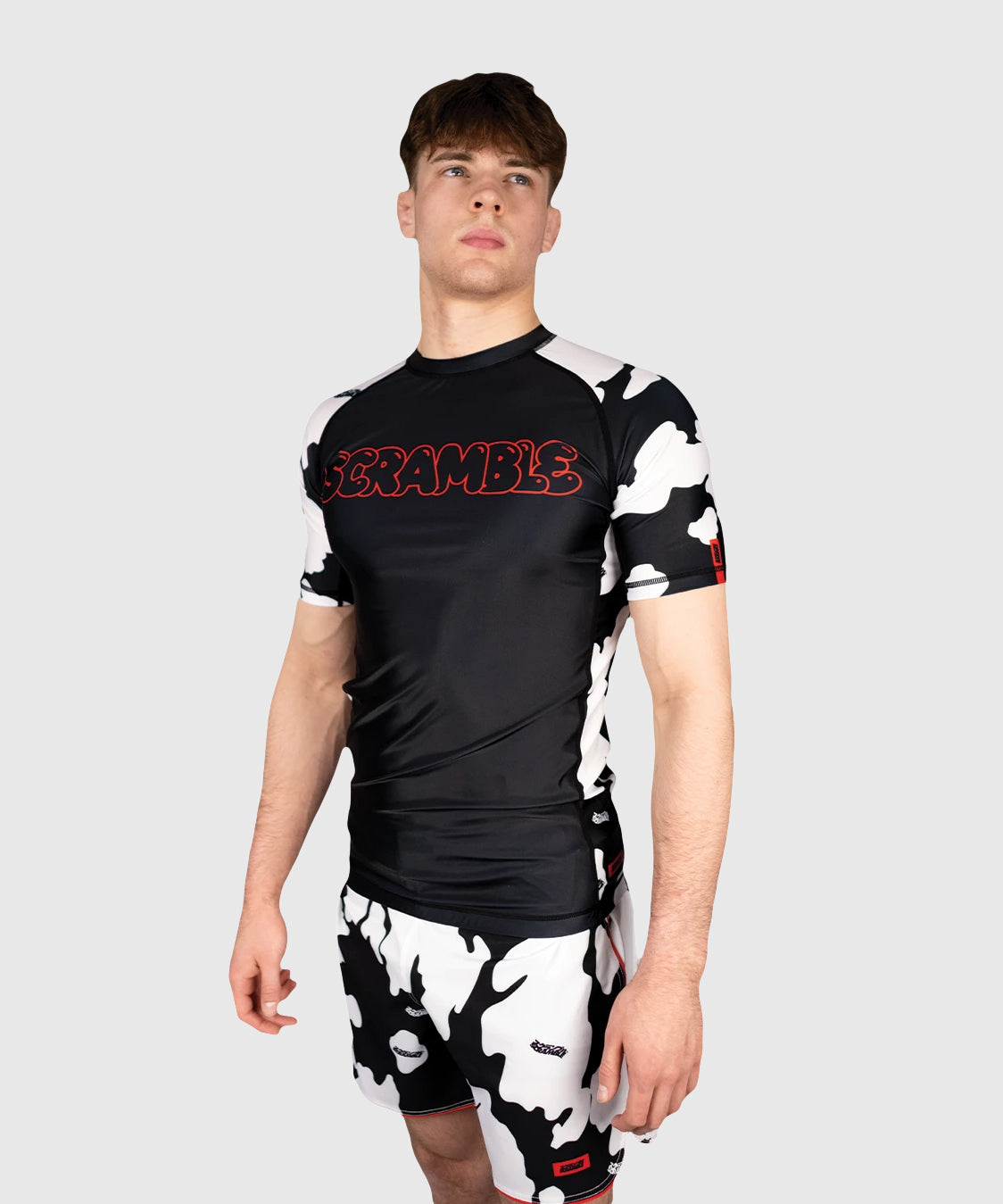 Scramble Wagyu Rashguard a Maniche Corte - Nero