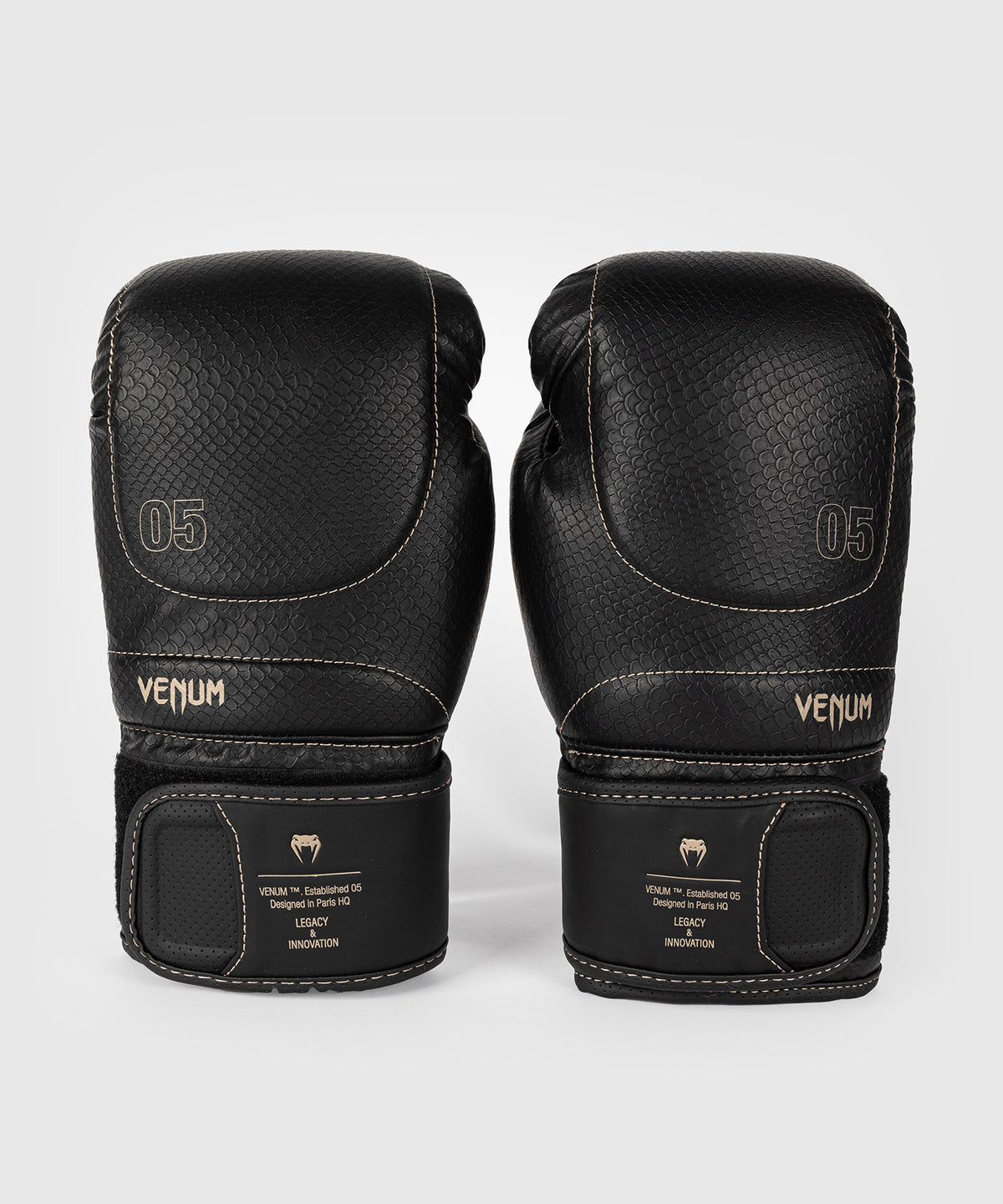 Venum Impact Evo Scales Guanti da boxe – Nero
