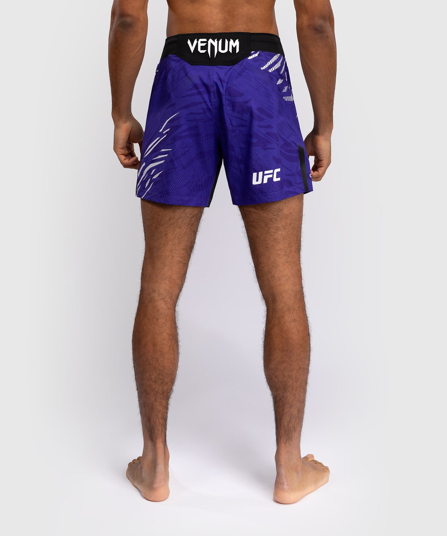Short de Combat pour Hommes UFC Fusion by Venum Authentic Fight Night - Coupe Courte - Violet
