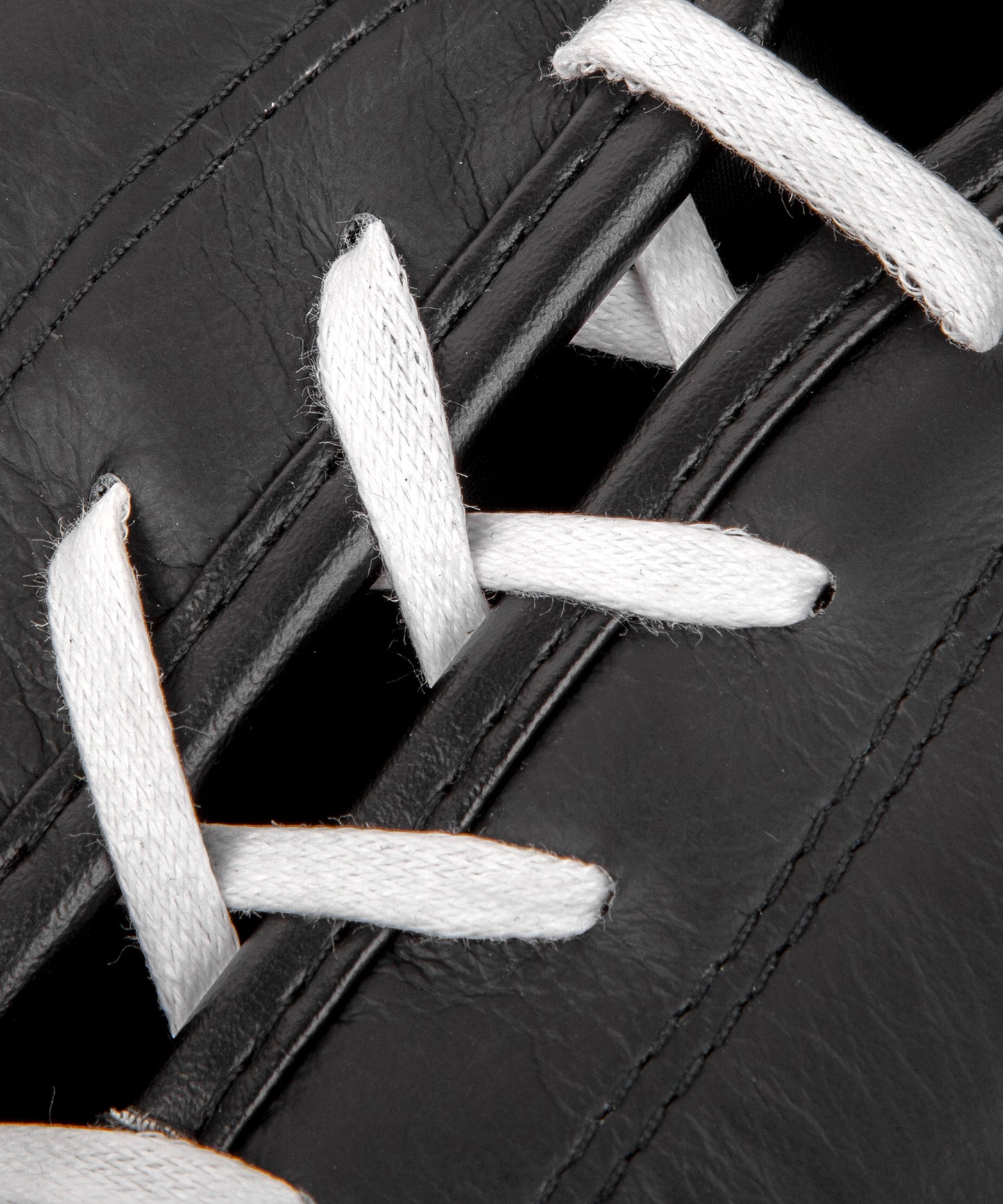 Guantoni da boxe Venum Hammer Pro con lacci - Nero/Bianco