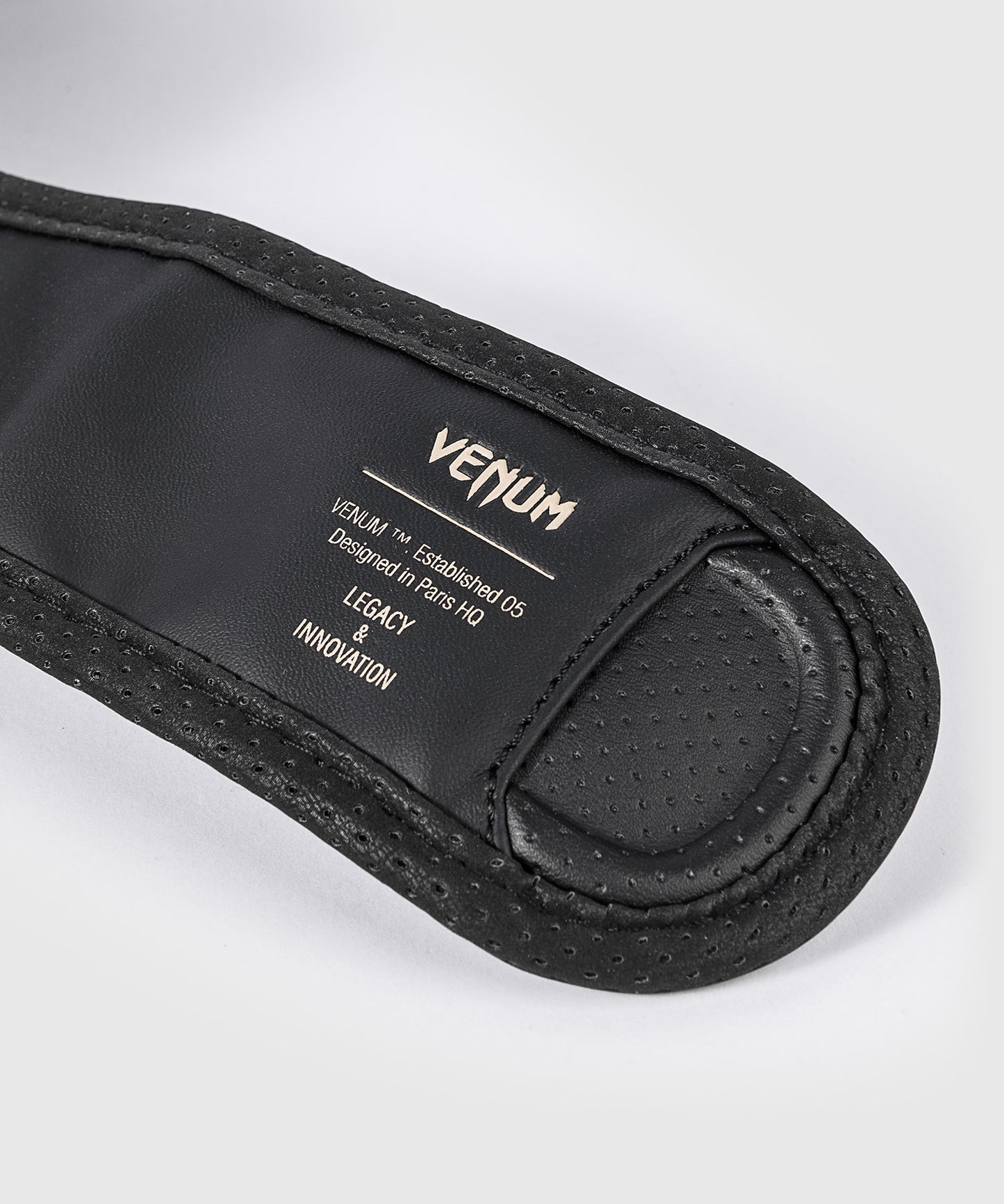 Venum Impact Evo Guanti da sparring MMA - Nero