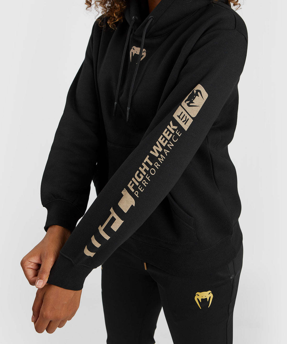 UFC Adrenaline by Venum Fight Week Pullover Hoodie für Frauen - Schwarz