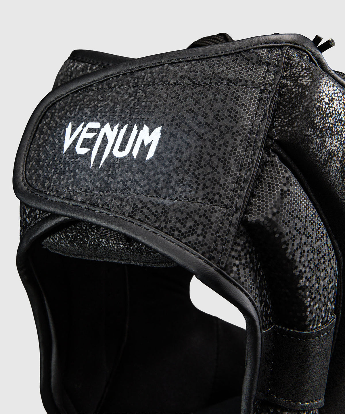 Venum Stone 2.0 Casco de Protección – Negro