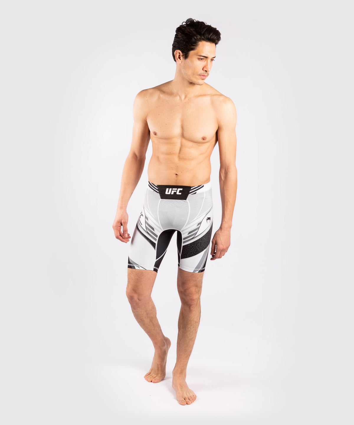 Short de compression pour Hommes UFC Venum Authentic Fight Night - Coupe Longue - Blanc